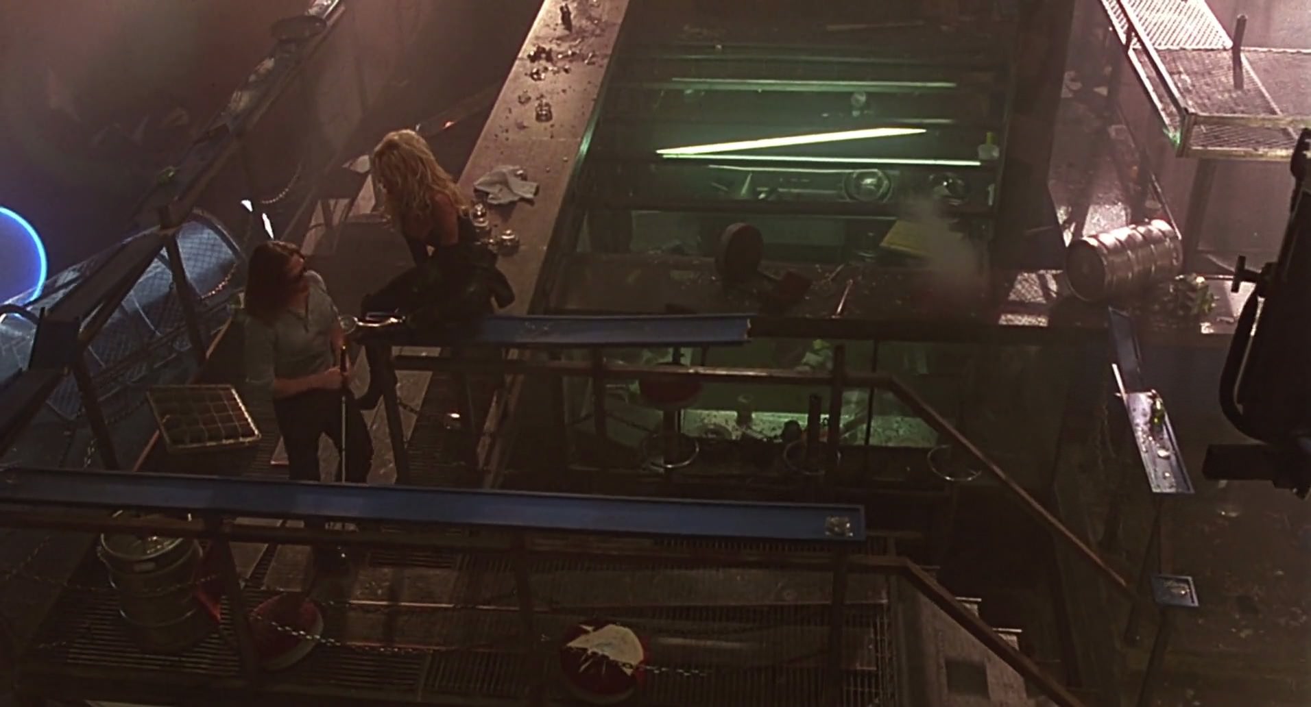 Barb Wire (1996) screencap 7557