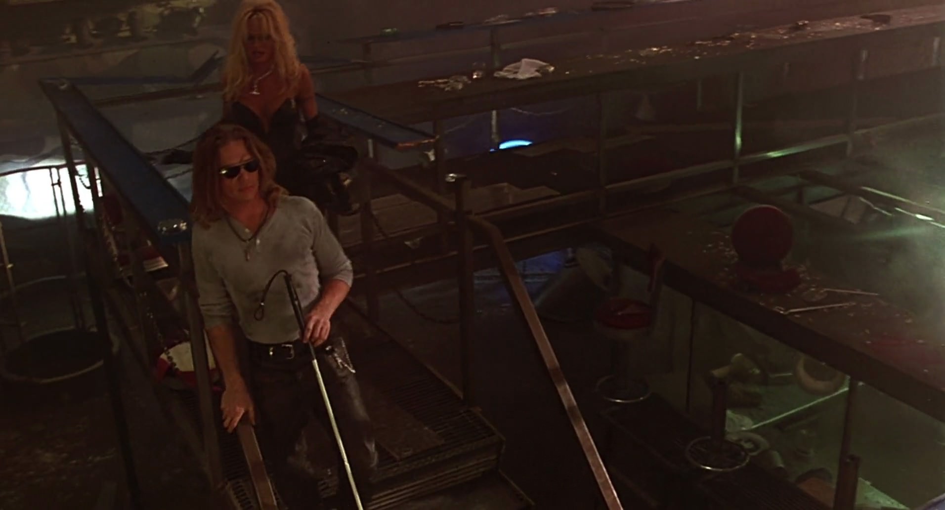 Barb Wire (1996) HD screenshot 7577