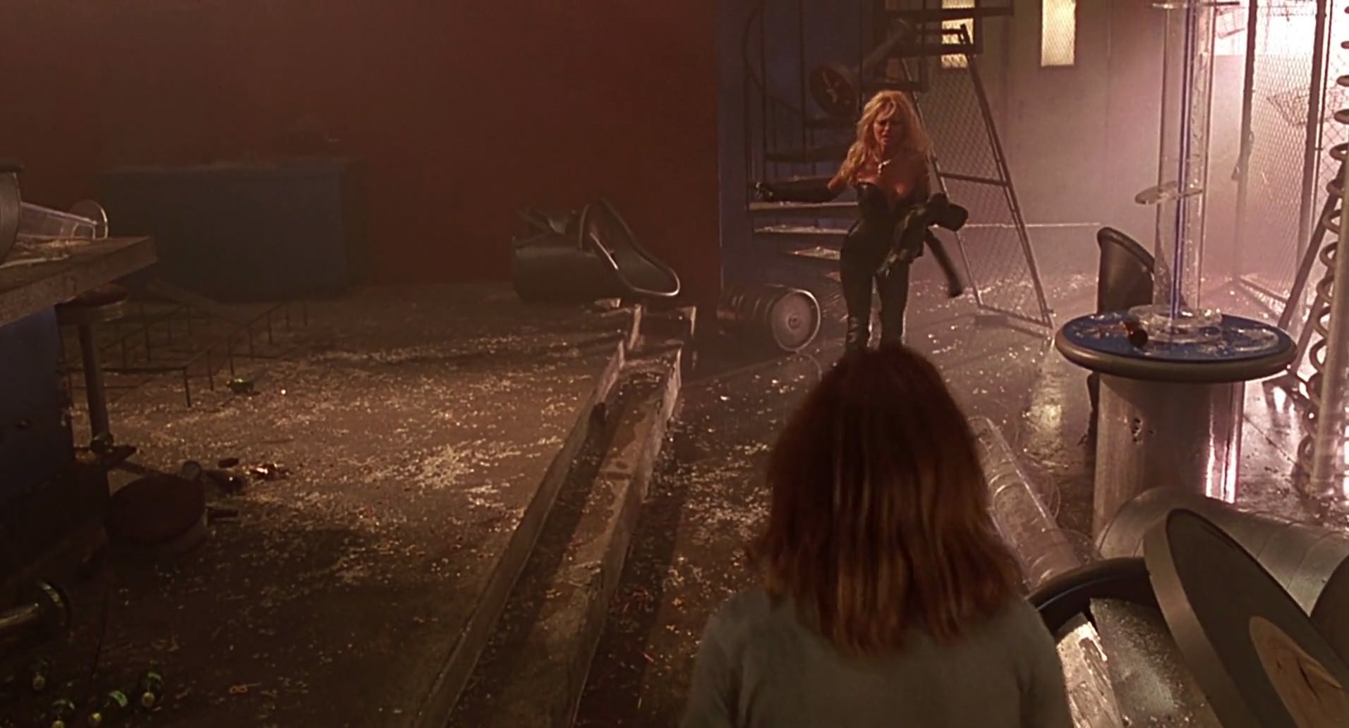 Barb Wire (1996) screencap 7629