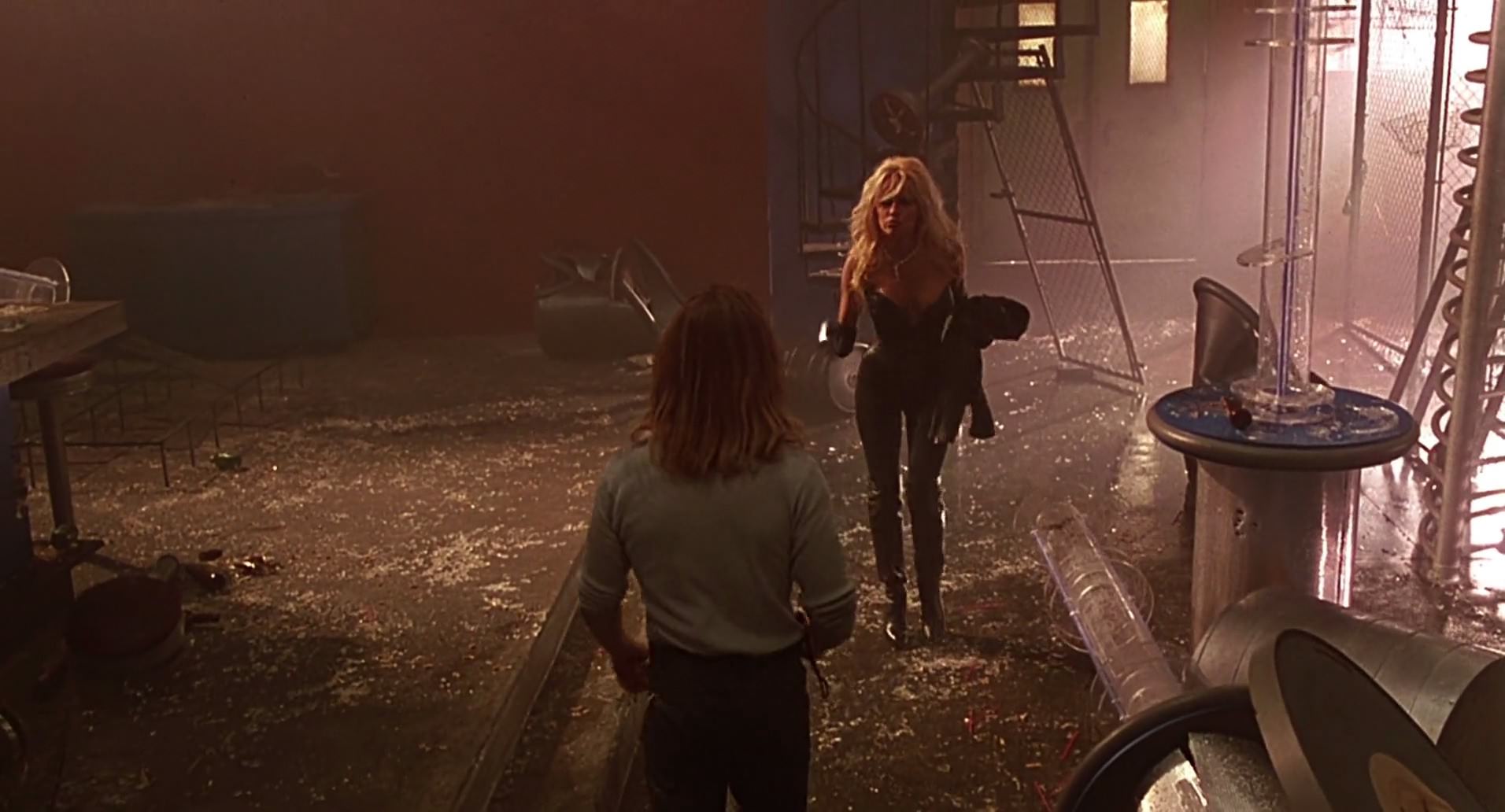 Barb Wire (1996) screencap 7632