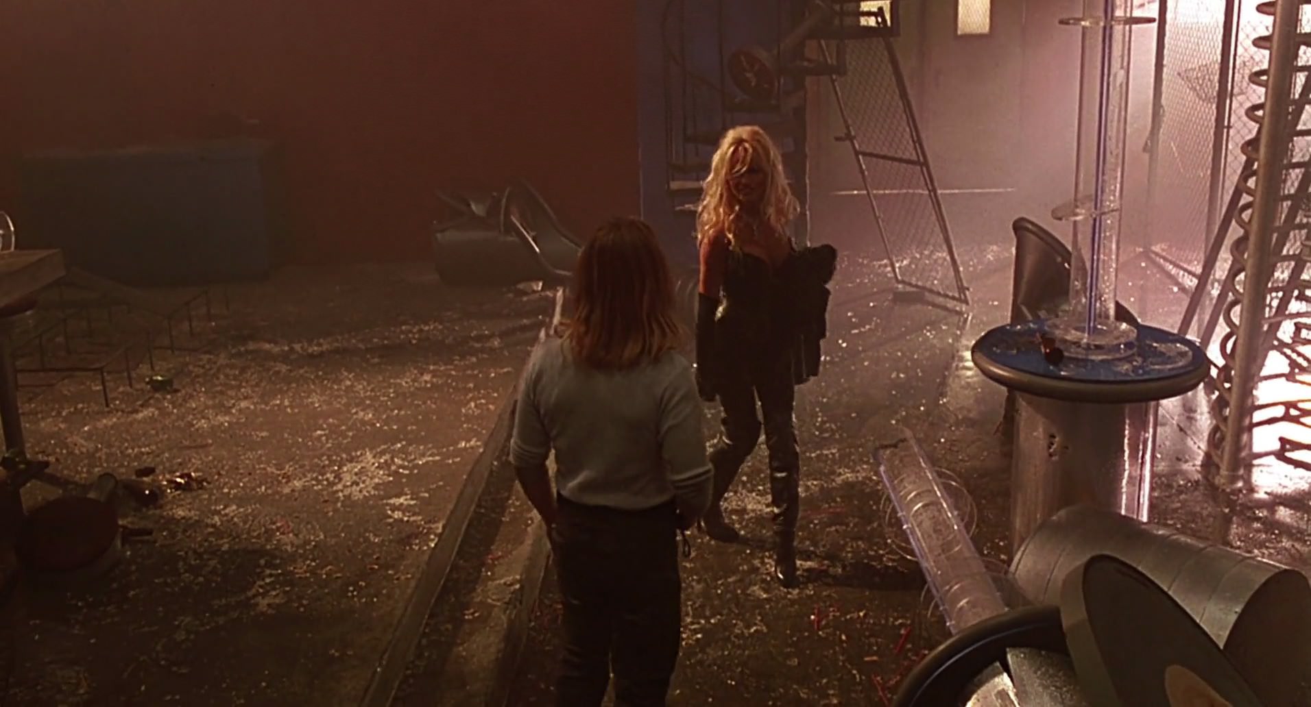 Barb Wire (1996) HD screenshot 7634