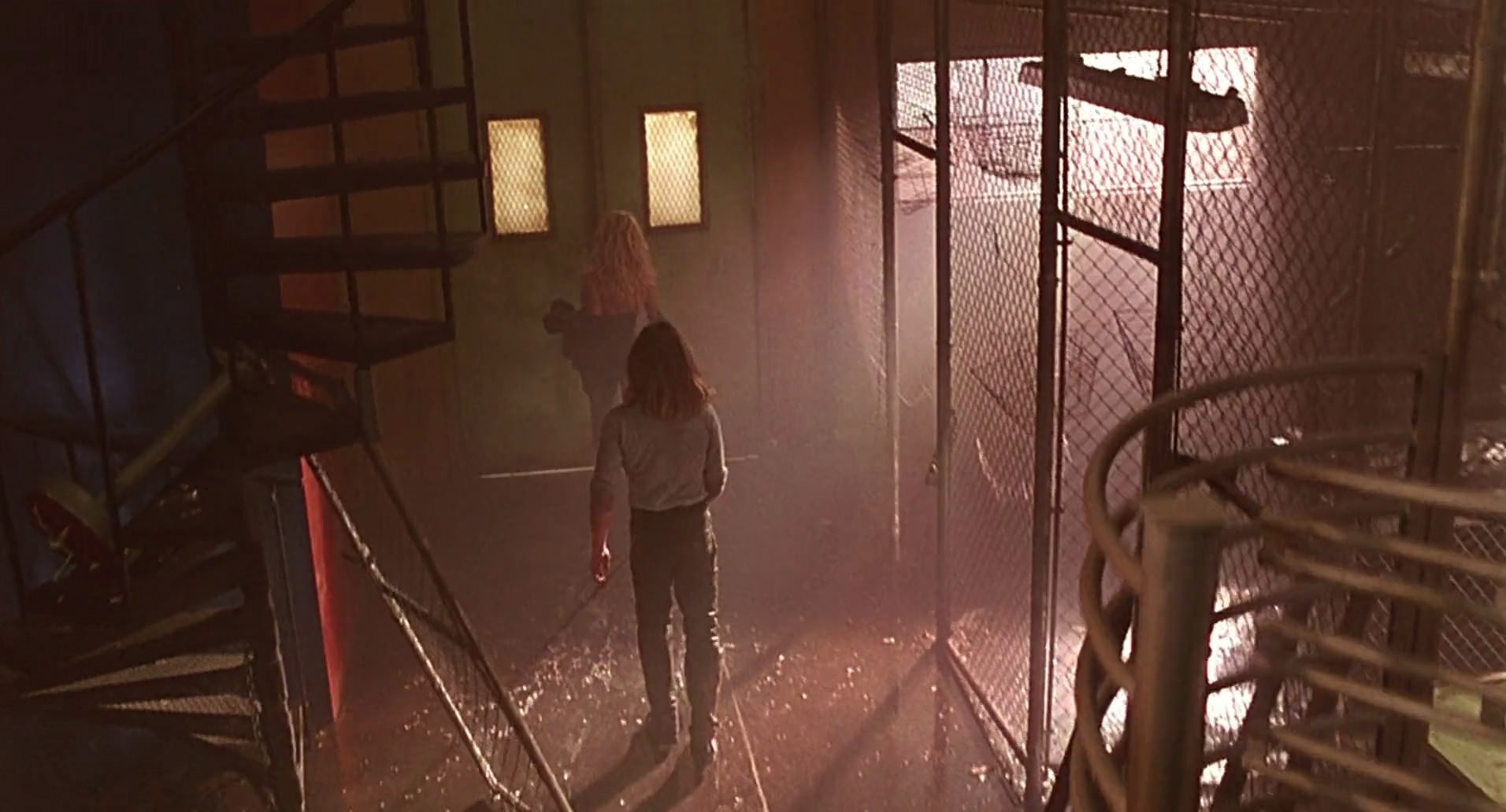 Barb Wire (1996) screencap 7647