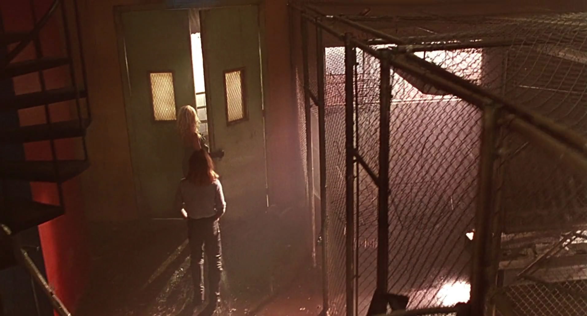 Barb Wire (1996) HD screenshot 7649