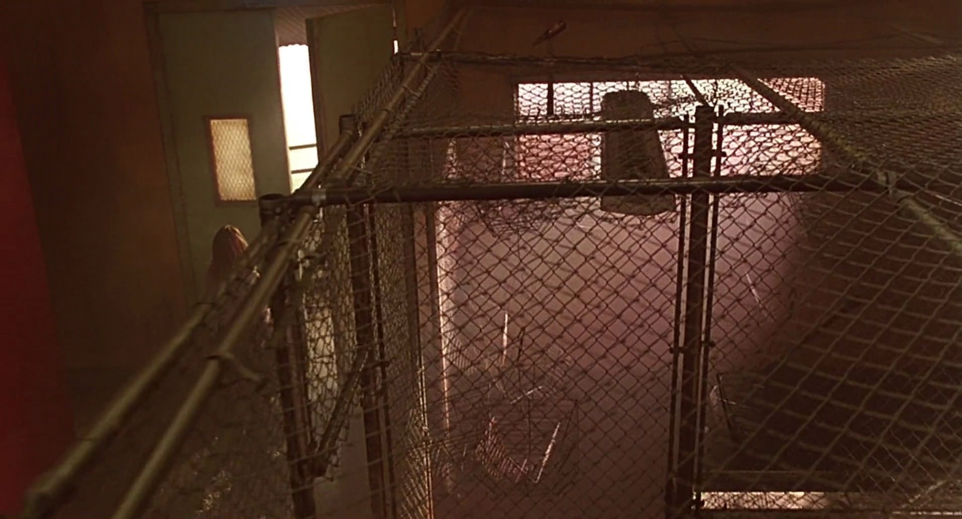 Barb Wire (1996) HD screenshot 7652
