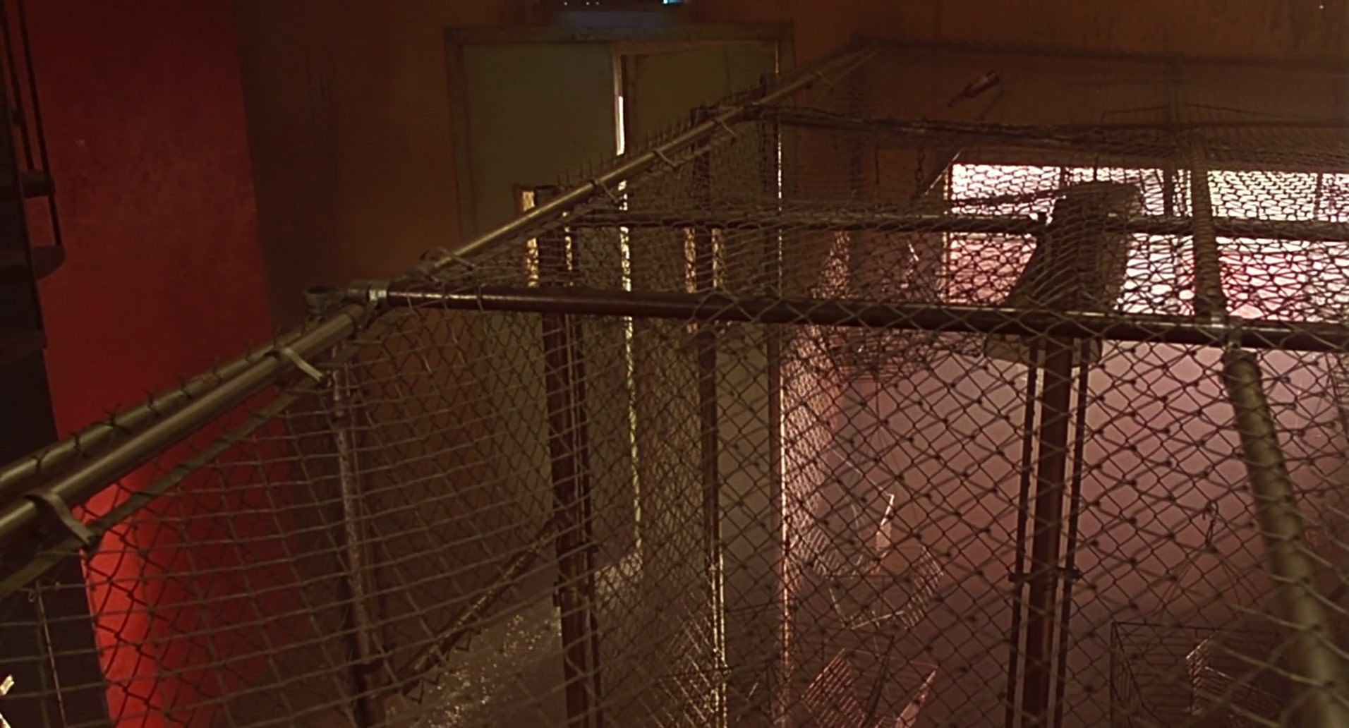 Barb Wire (1996) screencap 7659
