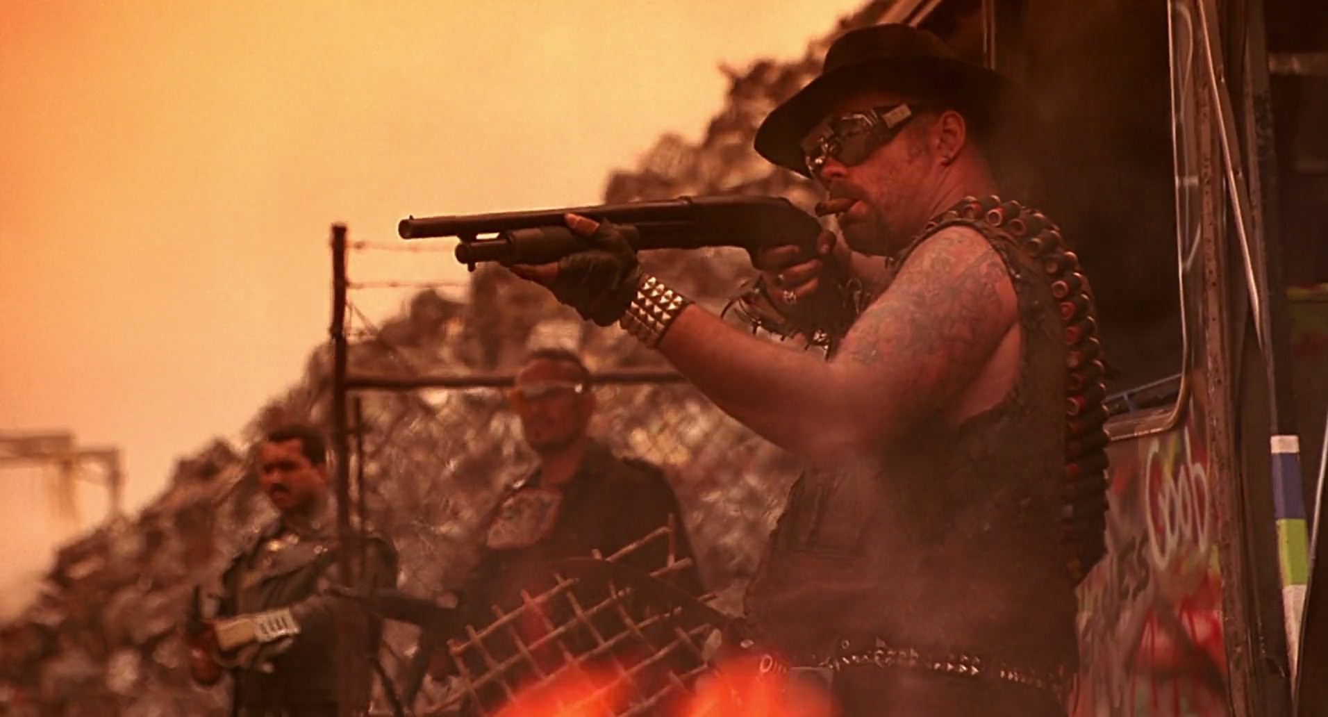 Barb Wire (1996) screencap 7722