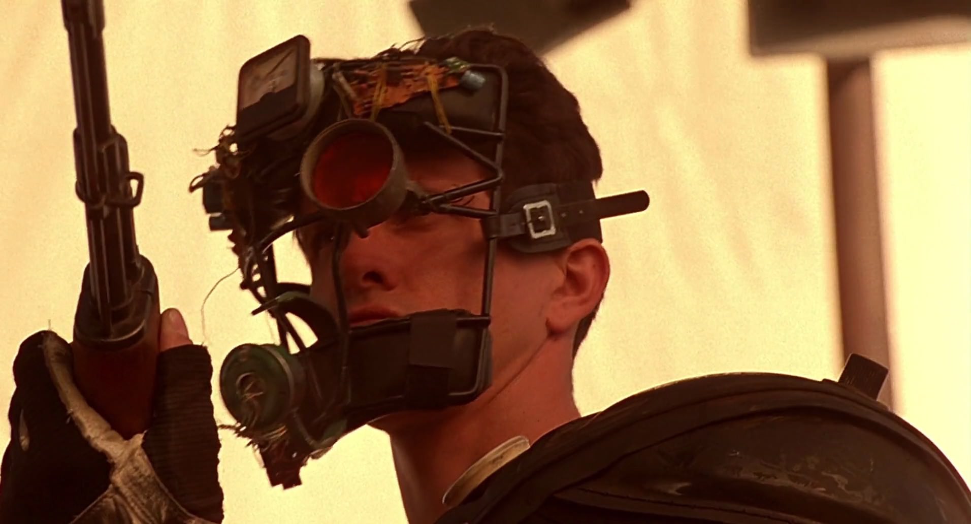 Barb Wire (1996) screencap 7725