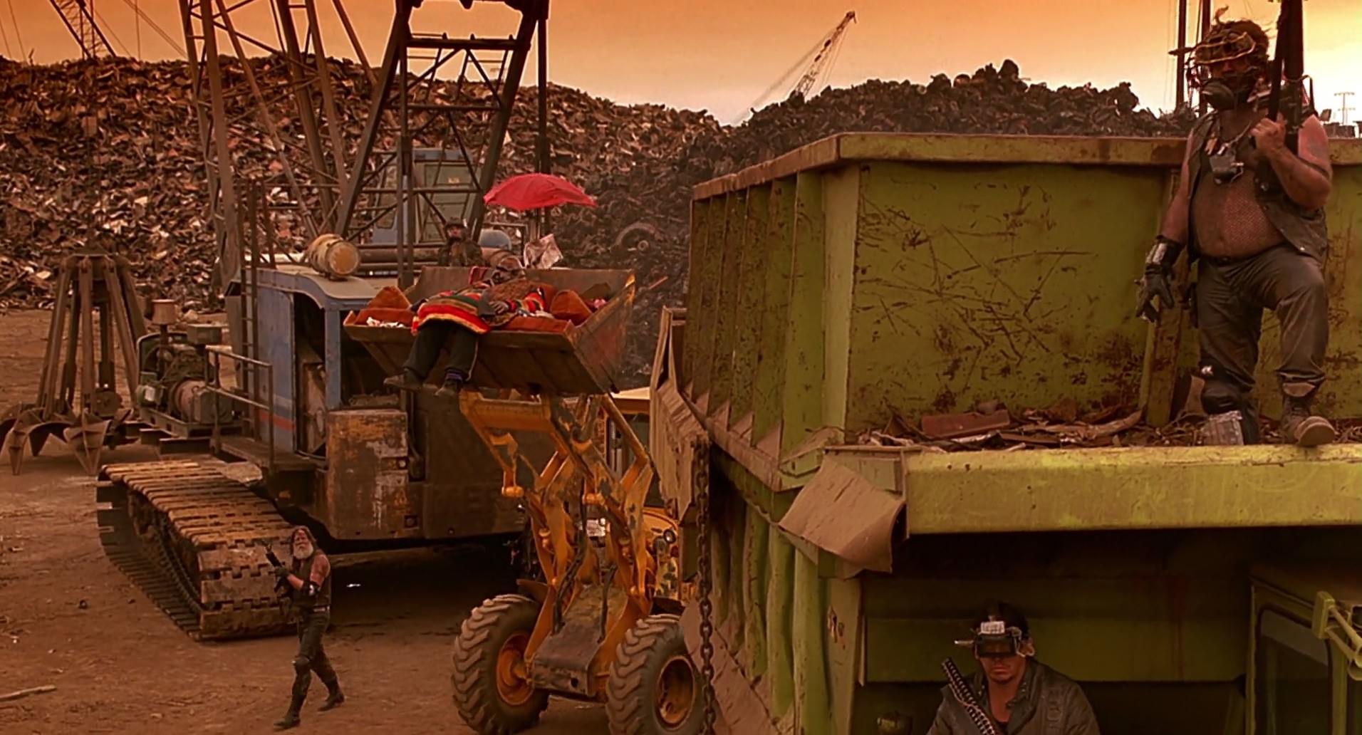 Barb Wire (1996) screencap 7740