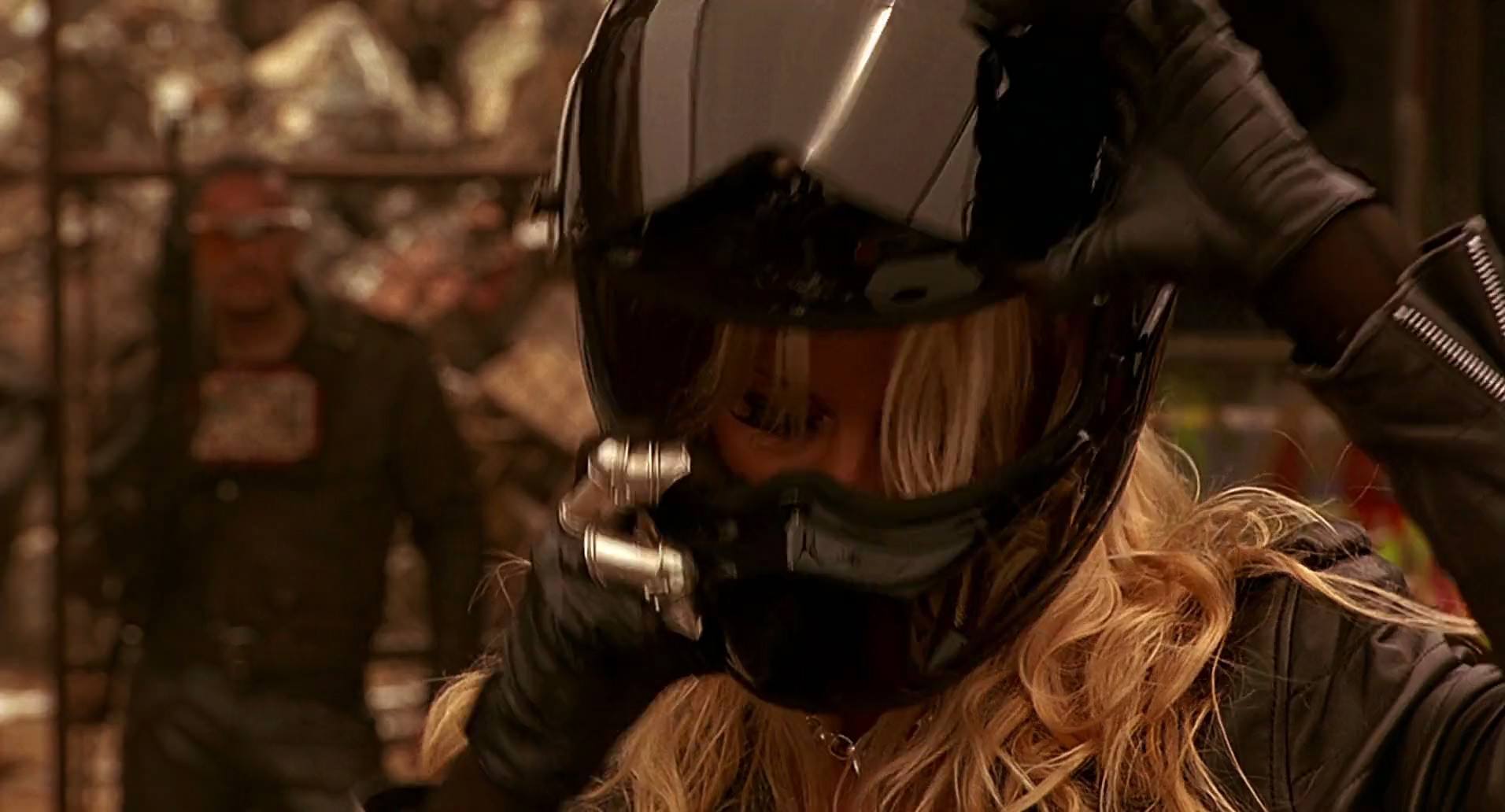 Barb Wire (1996) HD screenshot 7742