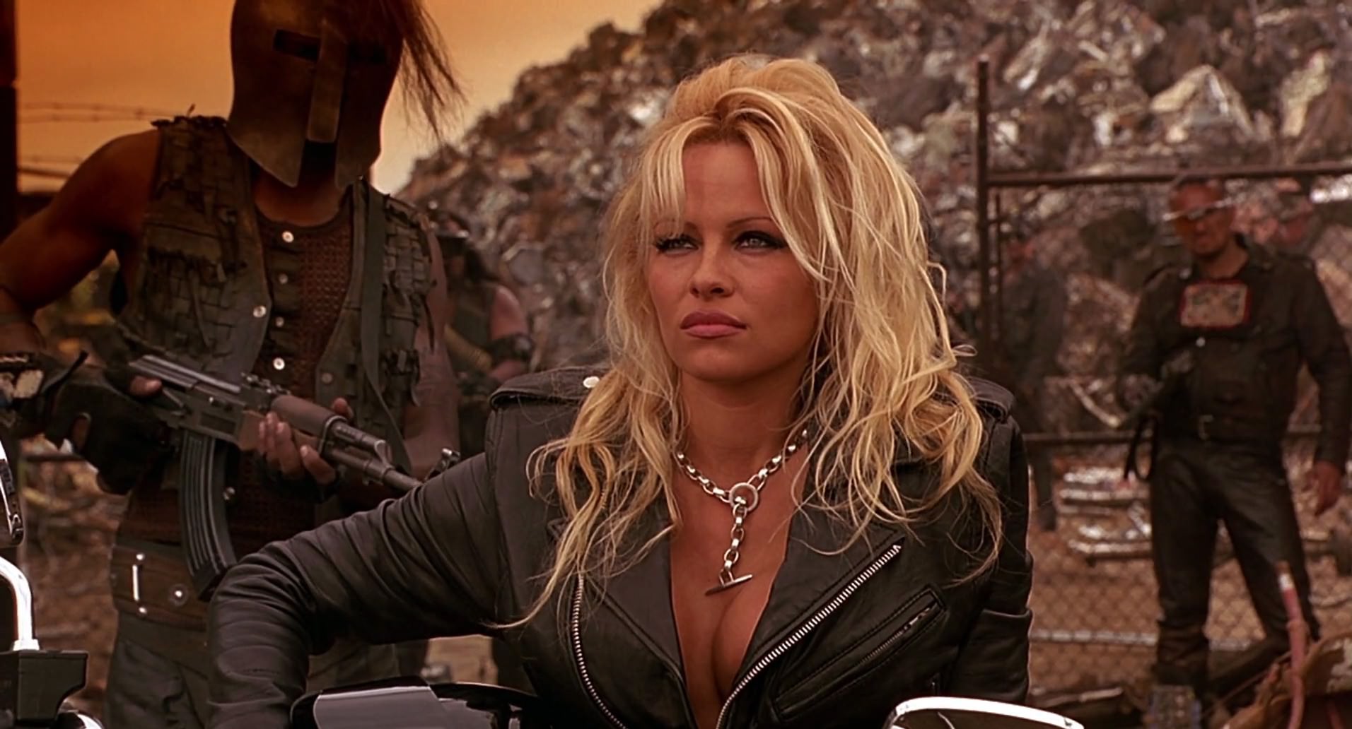 Barb Wire (1996) HD screenshot 7823