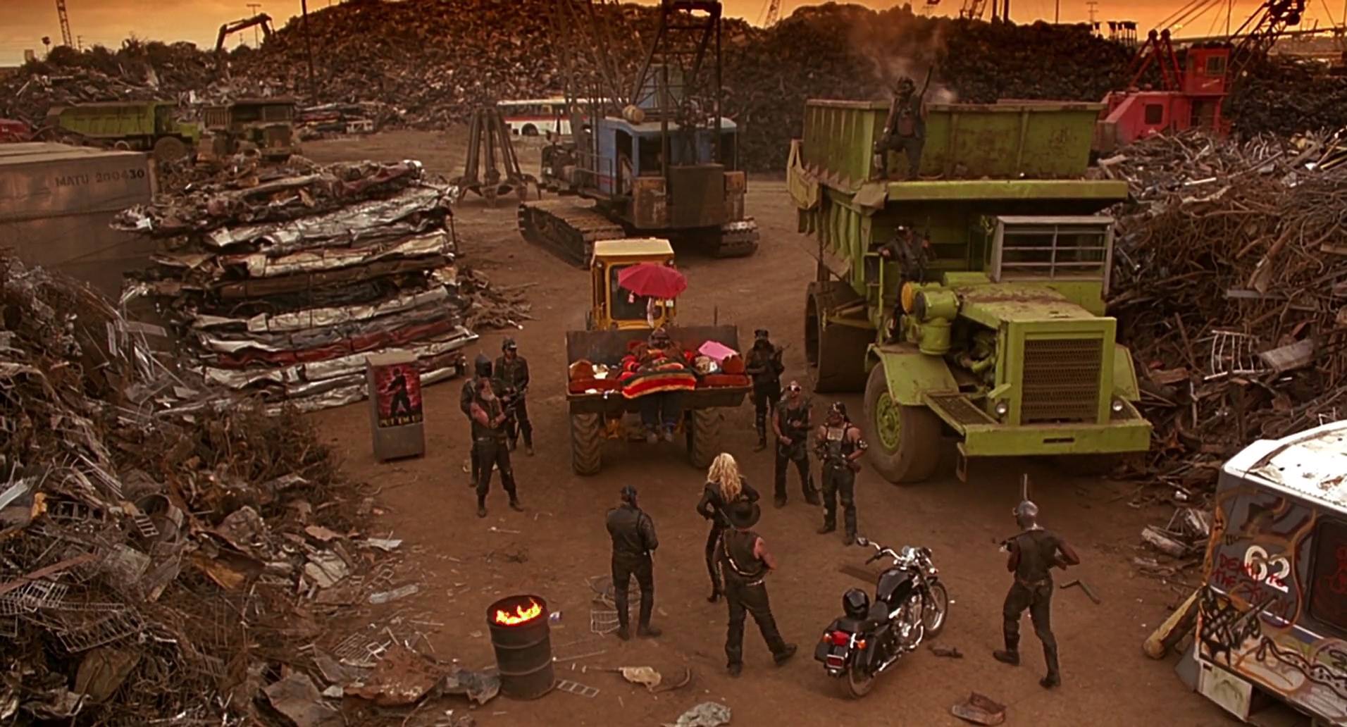 Barb Wire (1996) screencap 7839