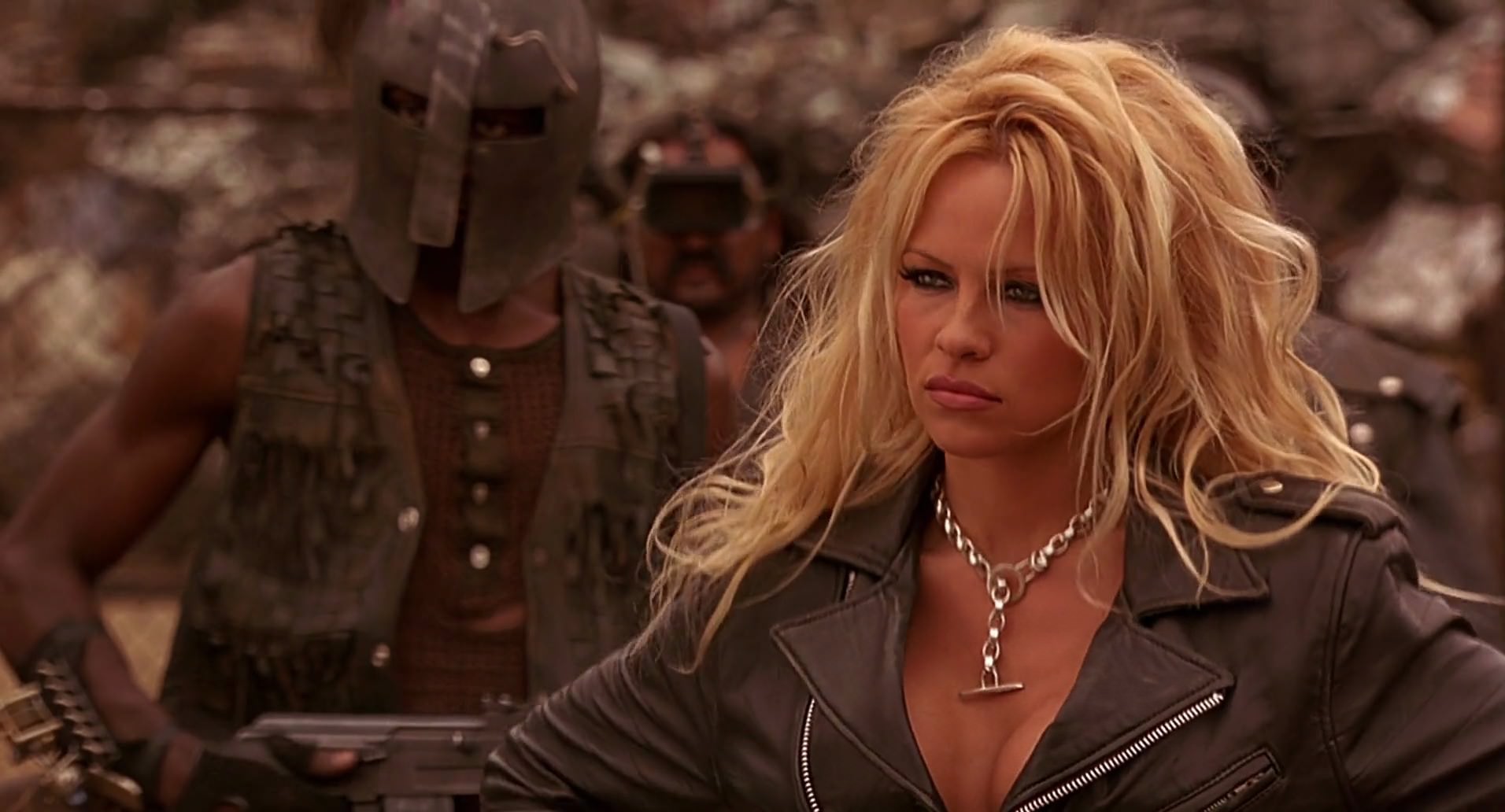 Barb Wire (1996) screencap 7860