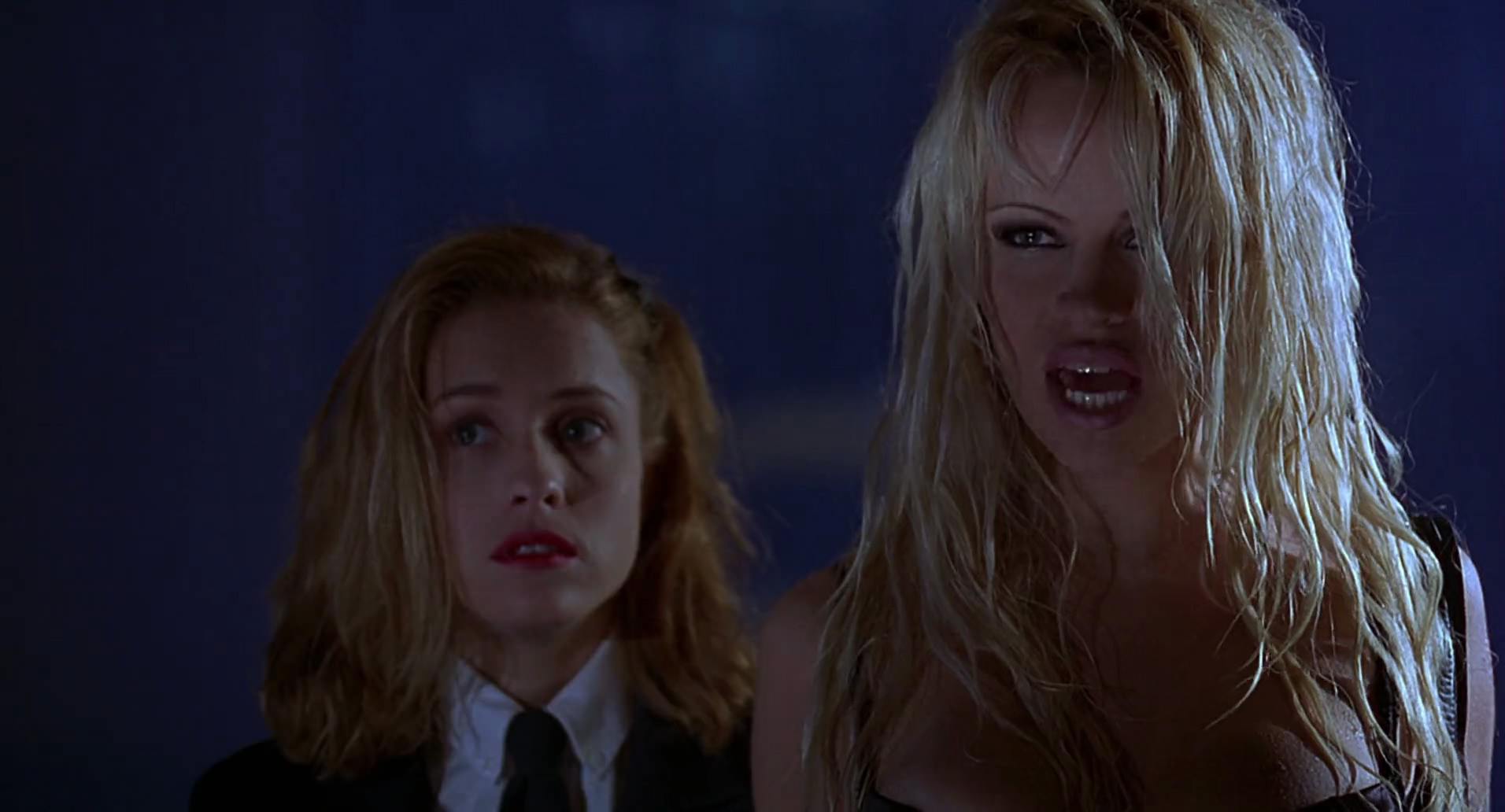 Barb Wire (1996) HD screenshot 788