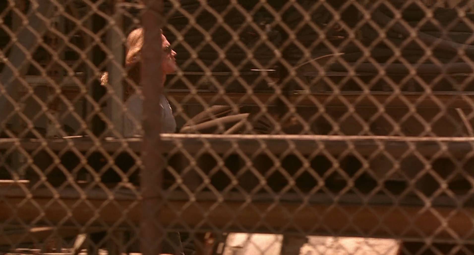Barb Wire (1996) screencap 7917