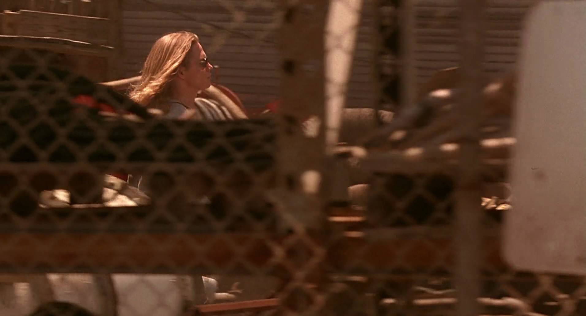 Barb Wire (1996) HD screenshot 7922