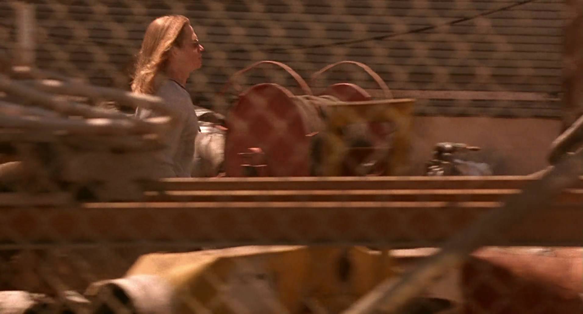 Barb Wire (1996) HD screenshot 7925