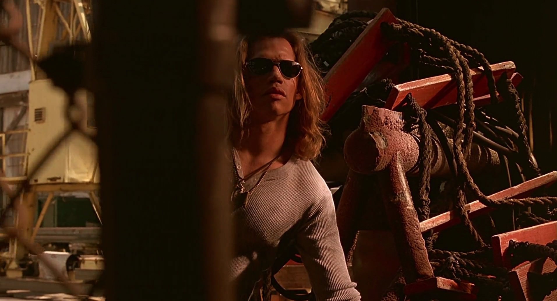 Barb Wire (1996) screencap 7953