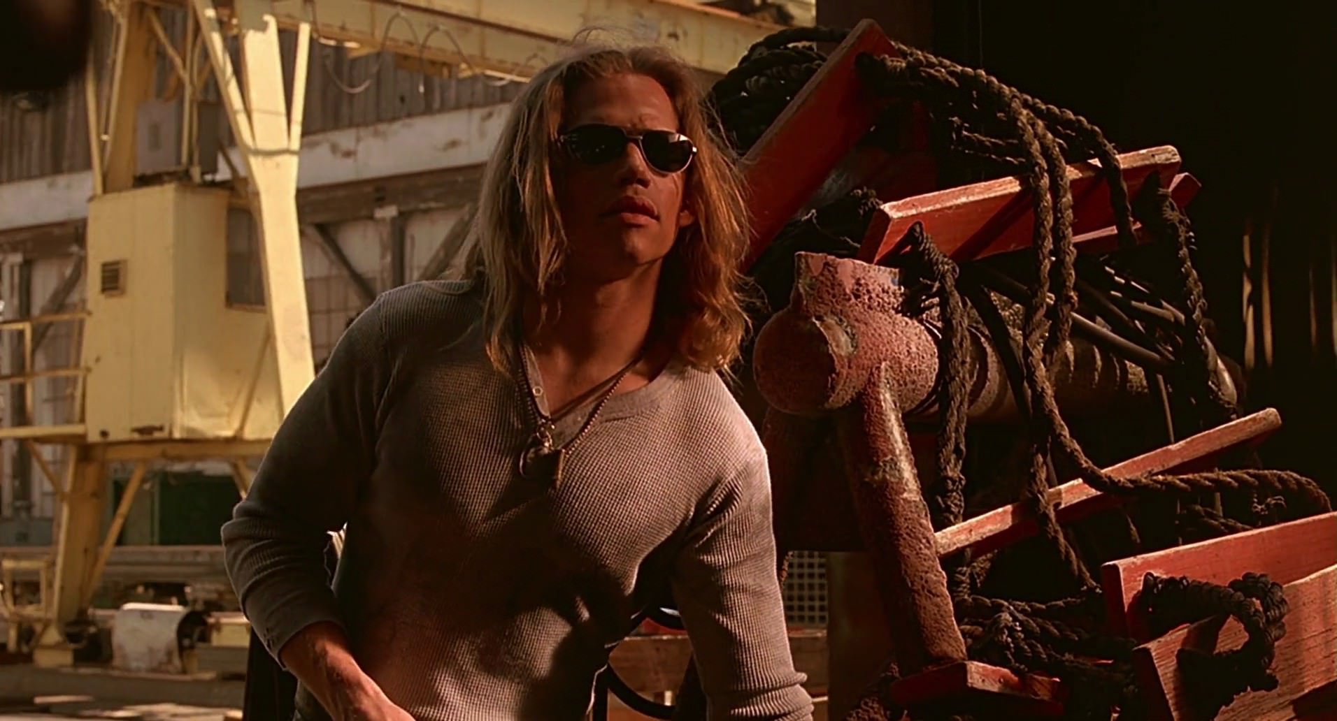 Barb Wire (1996) screencap 7956