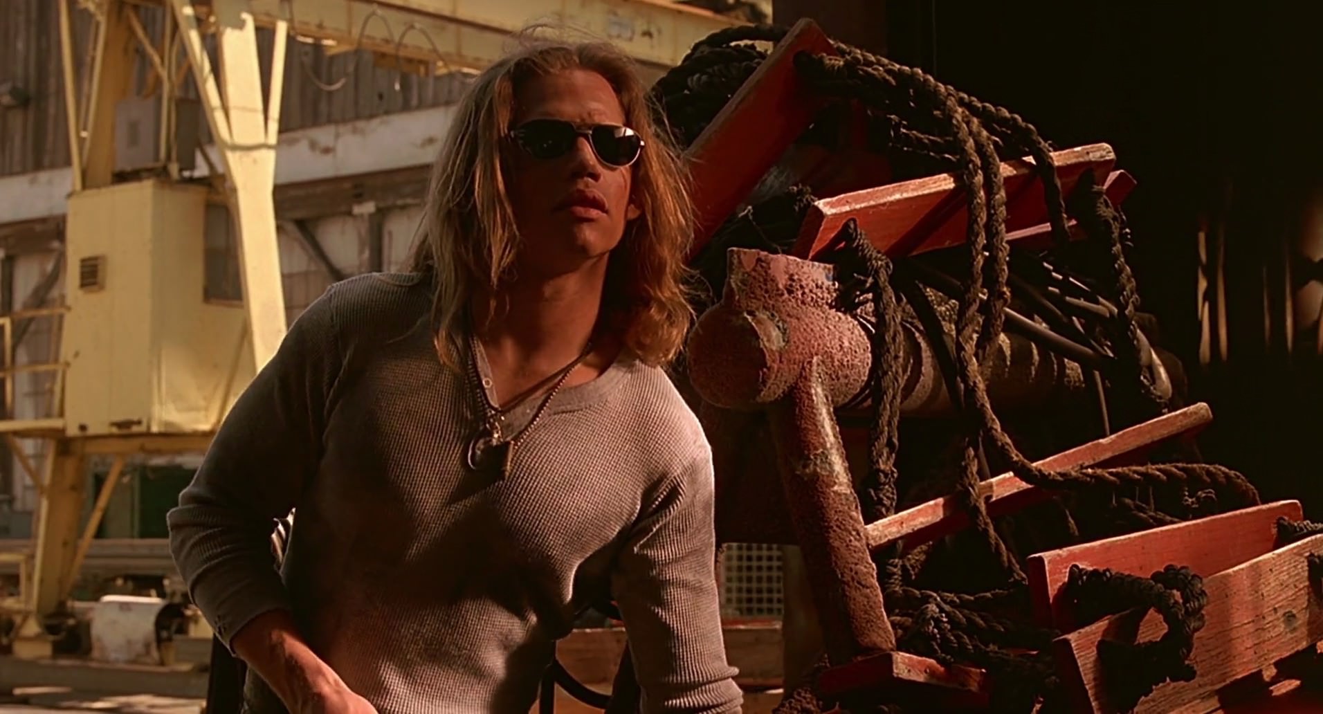 Barb Wire (1996) HD screenshot 7958