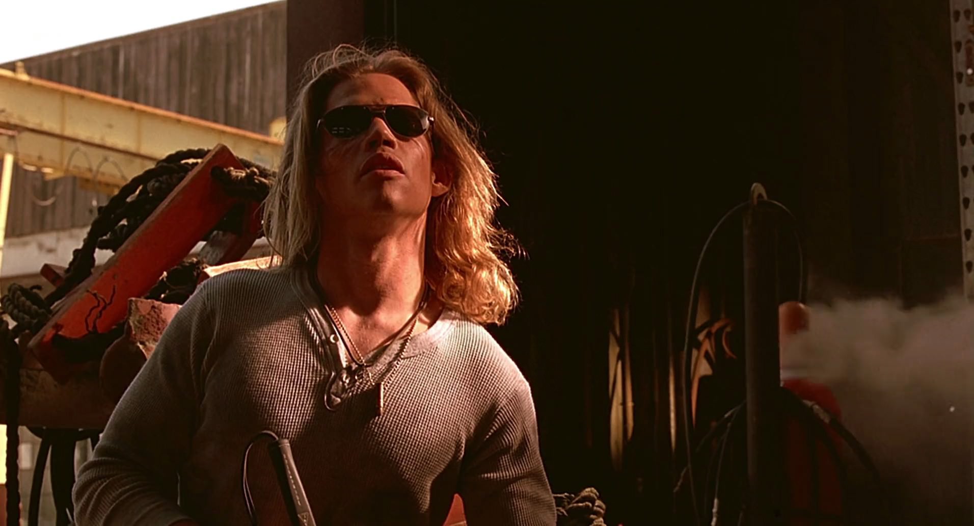 Barb Wire (1996) HD screenshot 7979