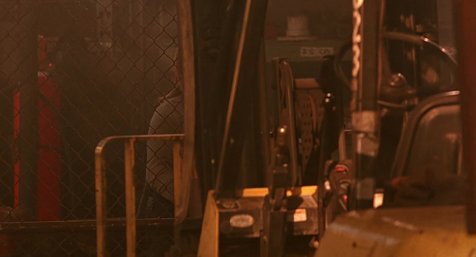 Barb Wire (1996) HD screenshot 7988