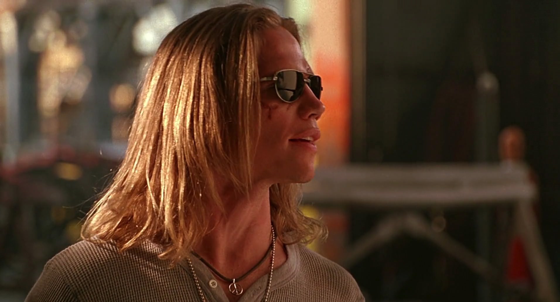 Barb Wire (1996) HD screenshot 8012