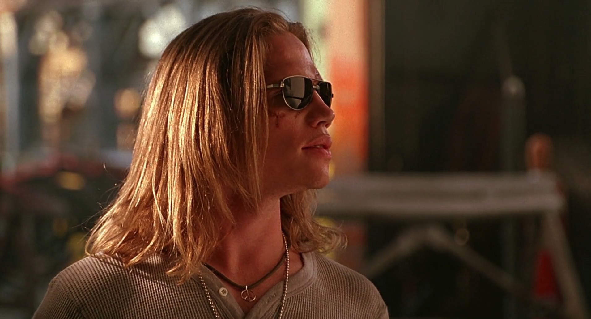 Barb Wire (1996) HD screenshot 8015