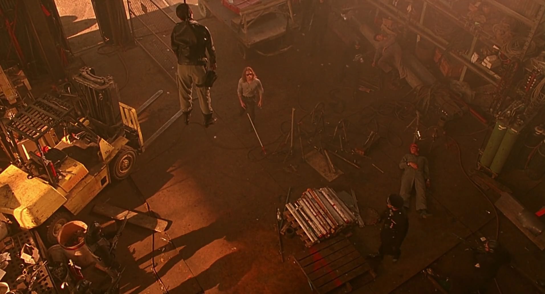 Barb Wire (1996) HD screenshot 8030