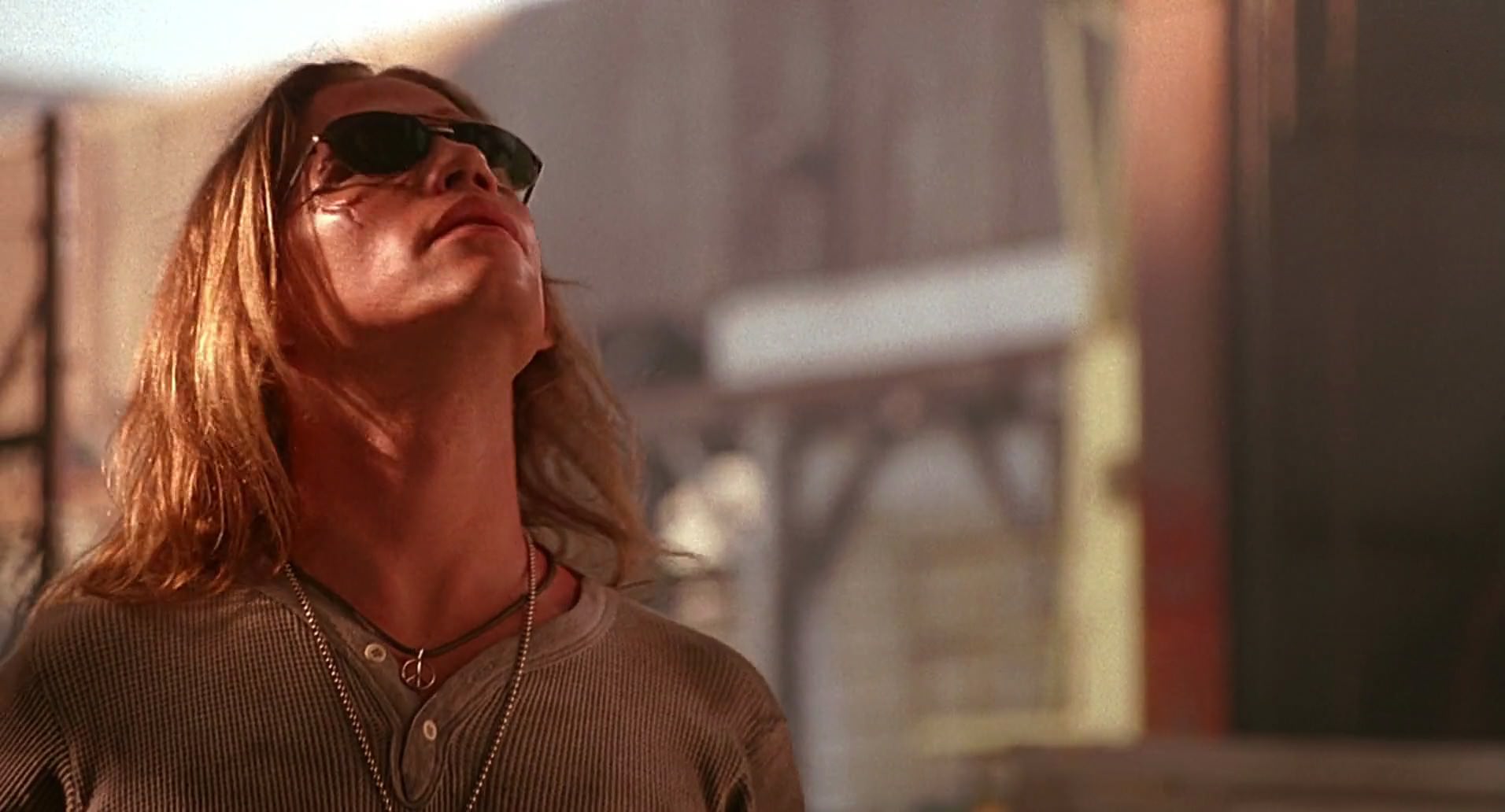 Barb Wire (1996) HD screenshot 8042