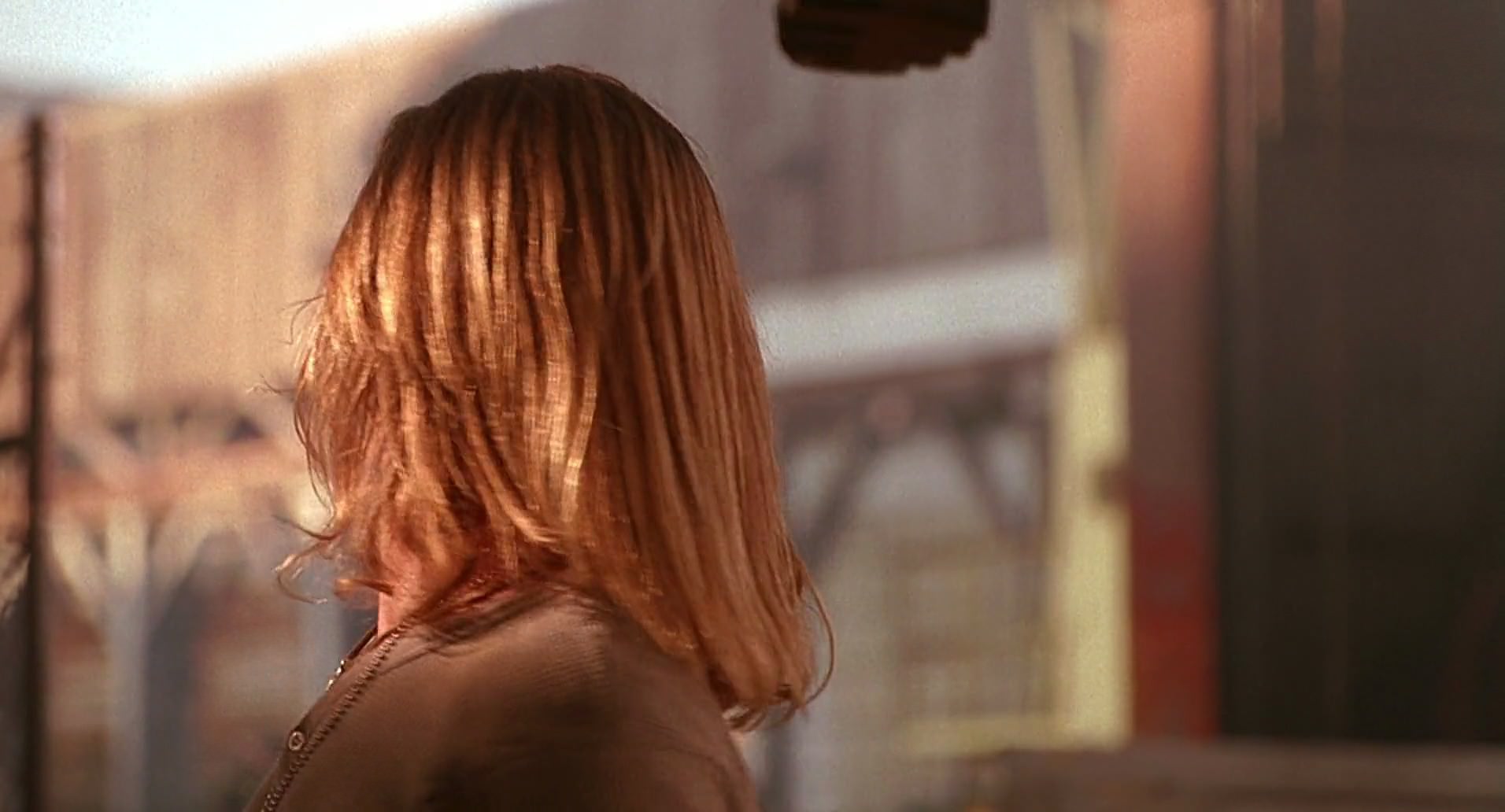 Barb Wire (1996) screencap 8046