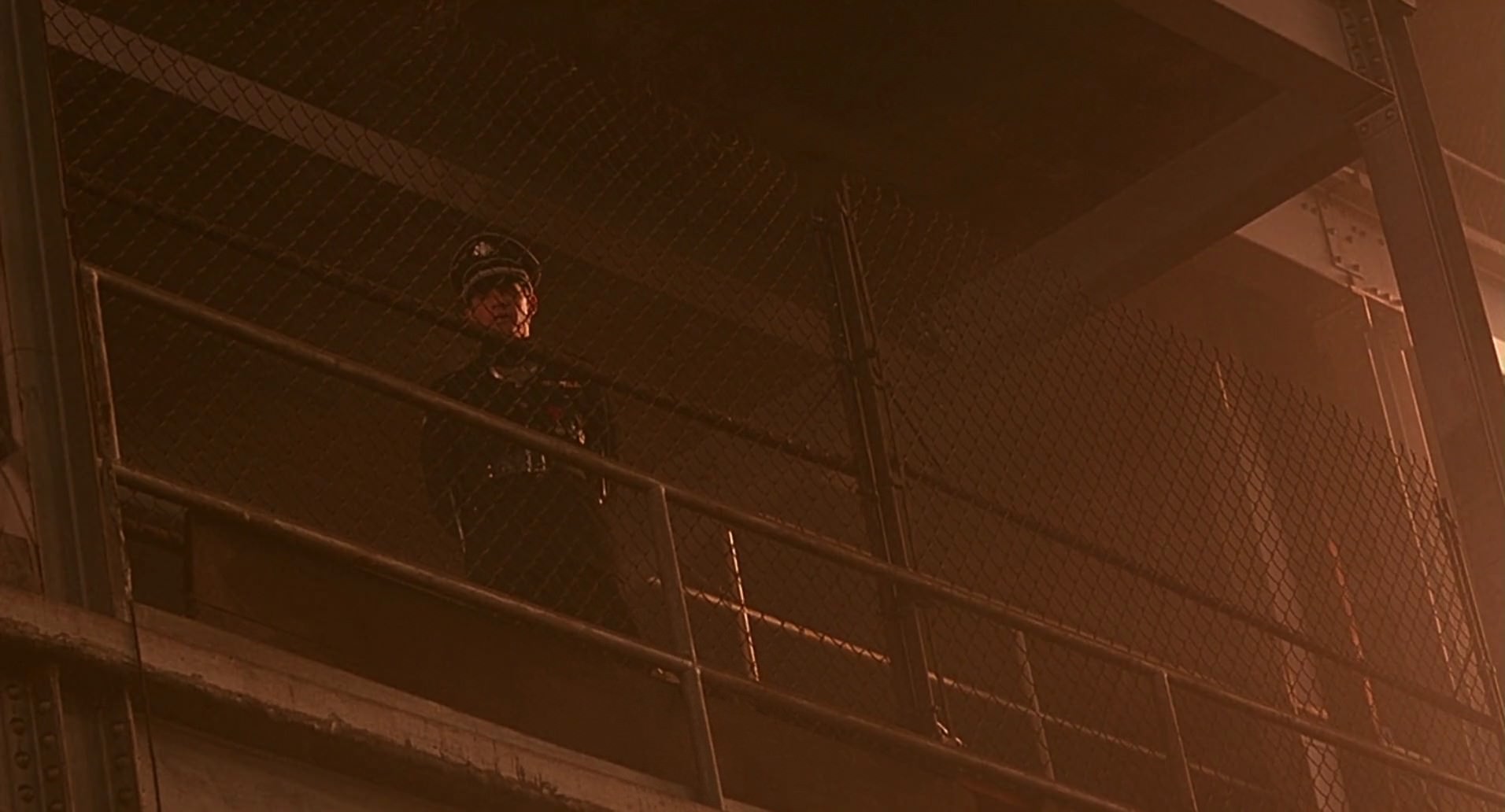 Barb Wire (1996) screencap 8097