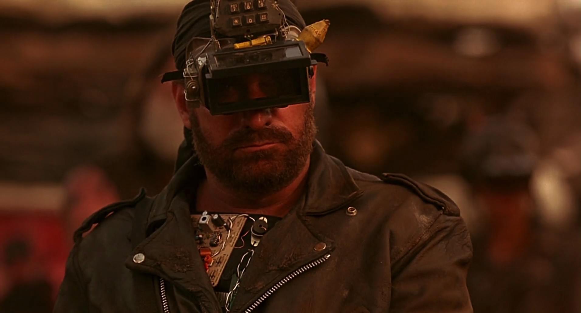 Barb Wire (1996) screencap 8166