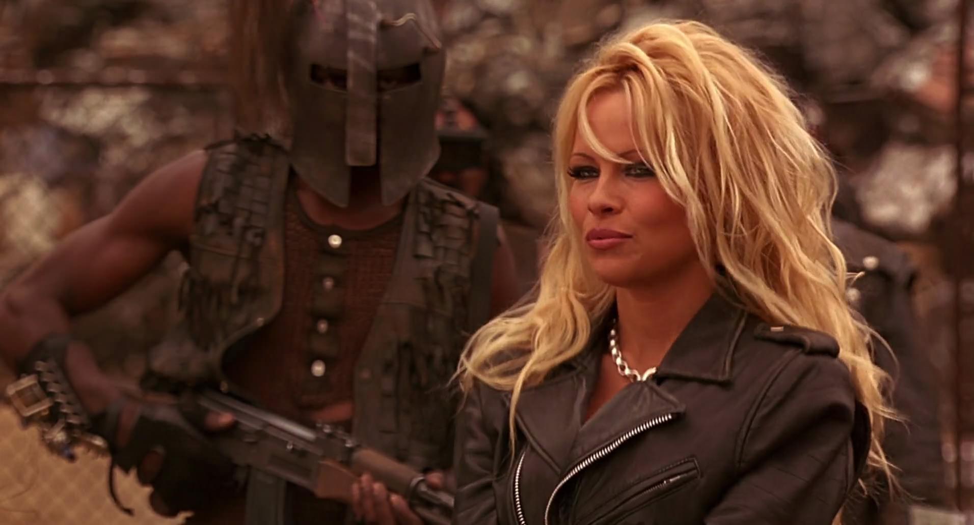 Barb Wire (1996) HD screenshot 8186