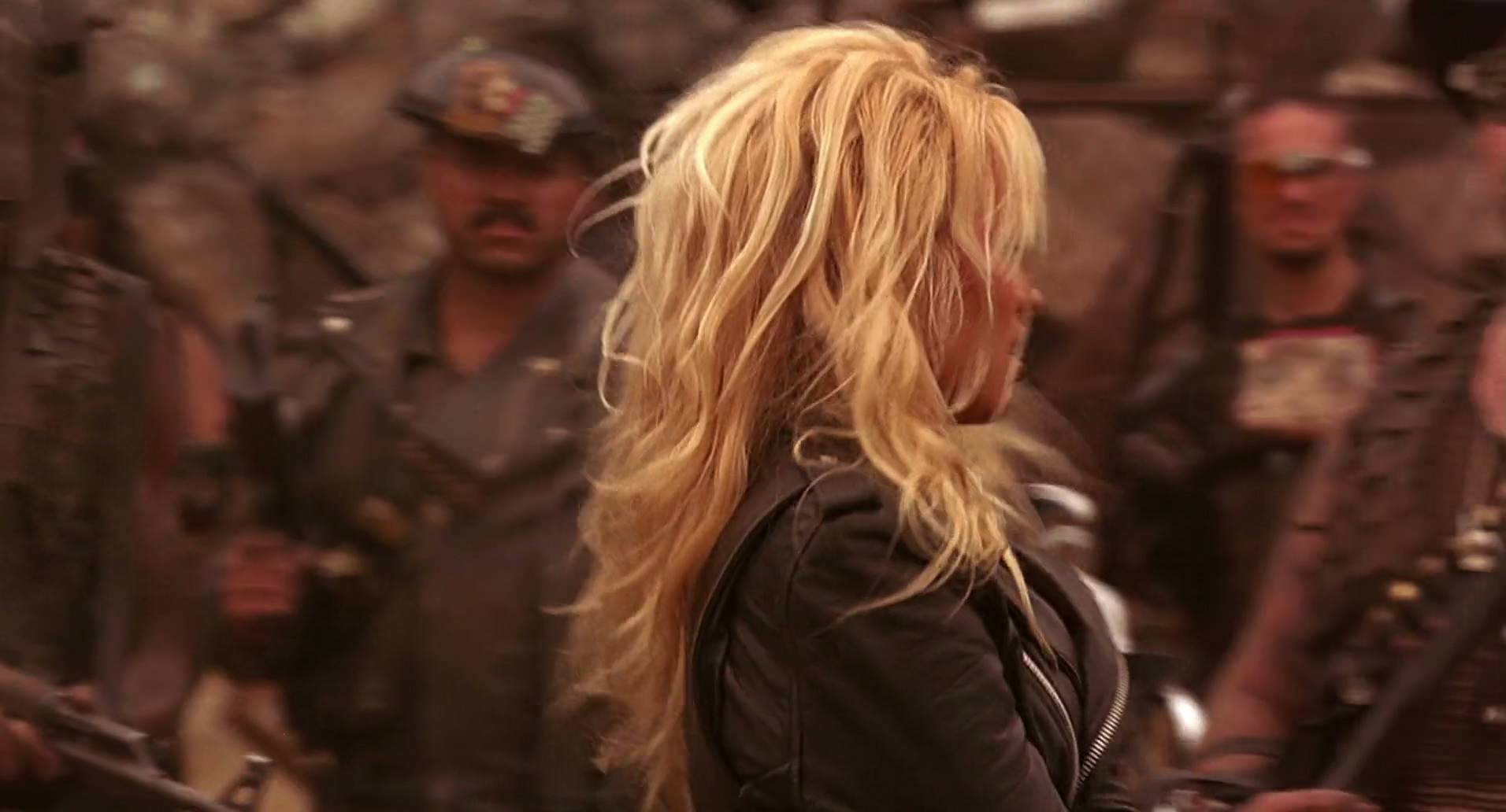 Barb Wire (1996) screencap 8190