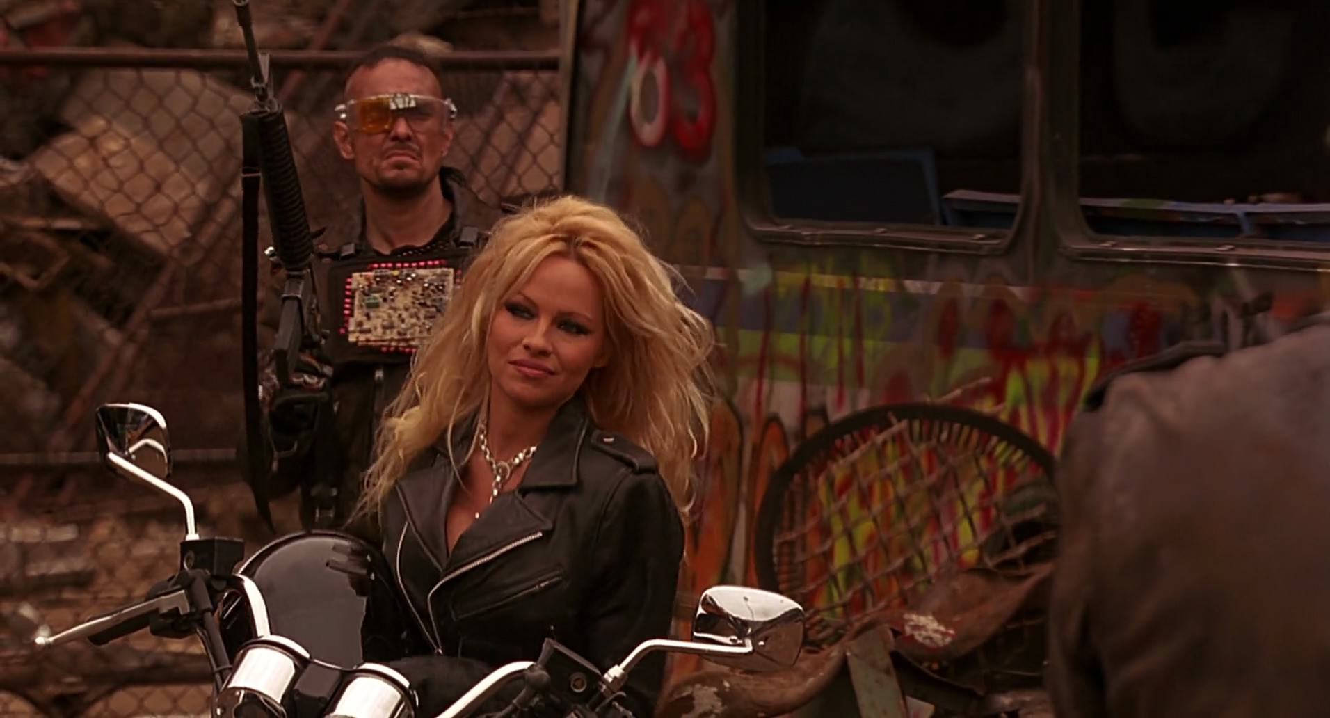 Barb Wire (1996) HD screenshot 8210