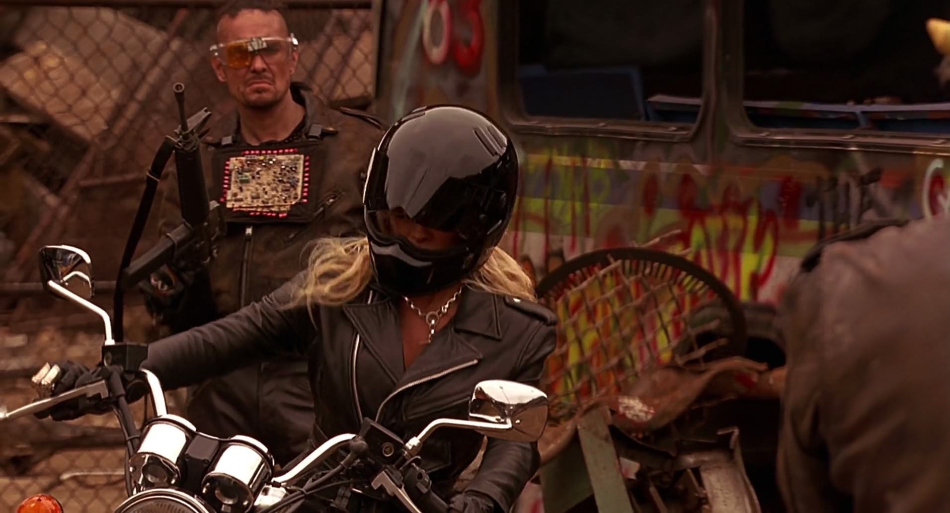 Barb Wire (1996) HD screenshot 8219