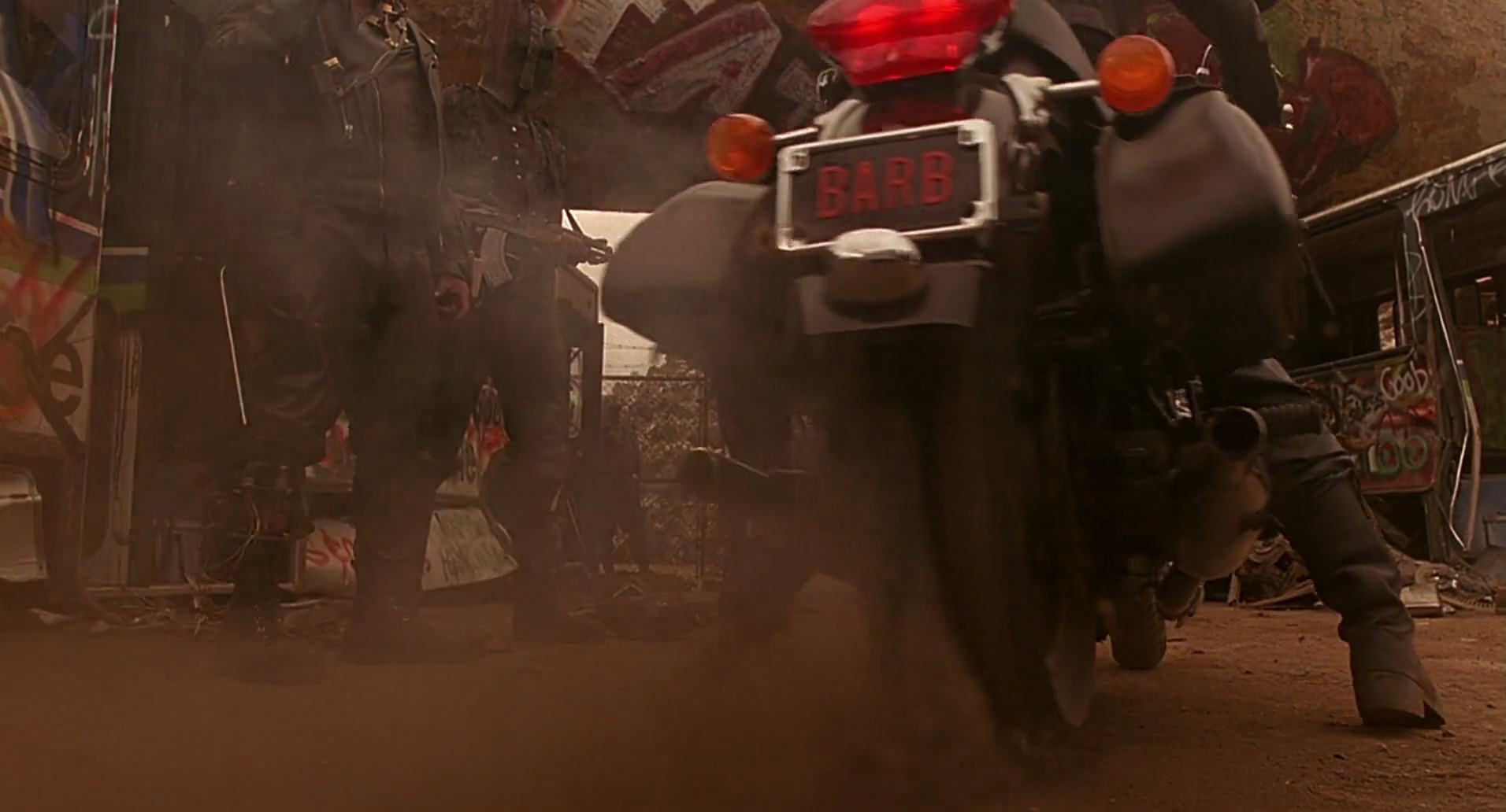 Barb Wire (1996) HD screenshot 8222