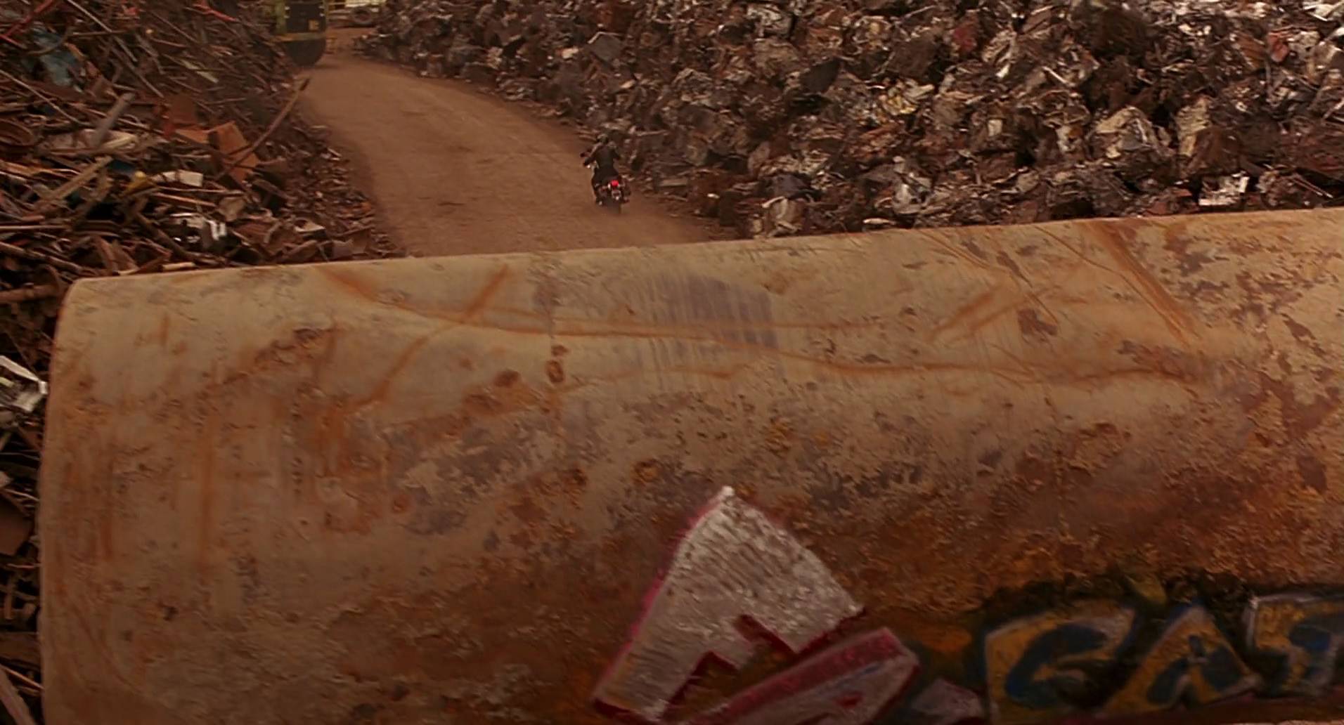 Barb Wire (1996) movie still 8230