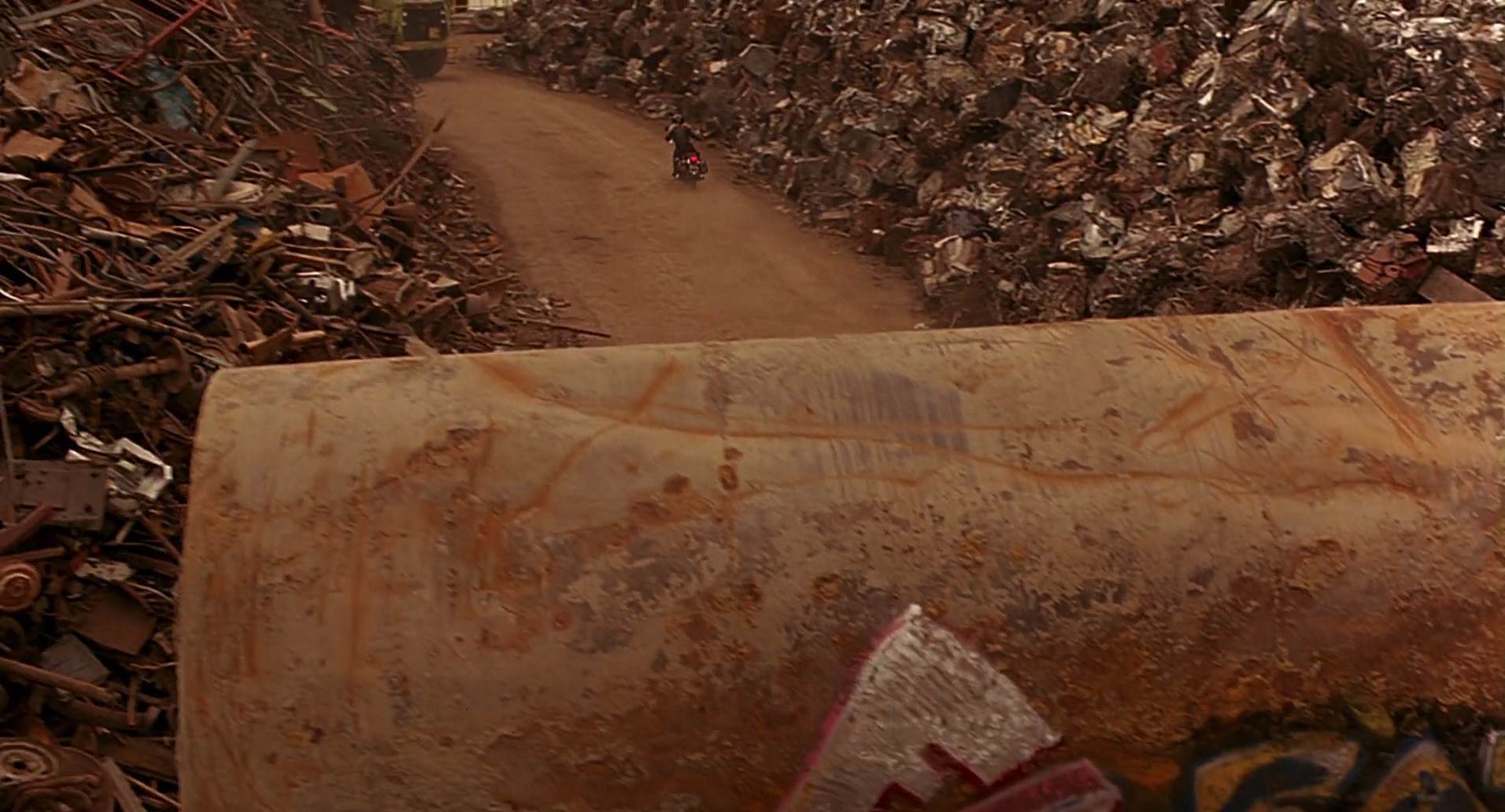 Barb Wire (1996) HD screenshot 8231
