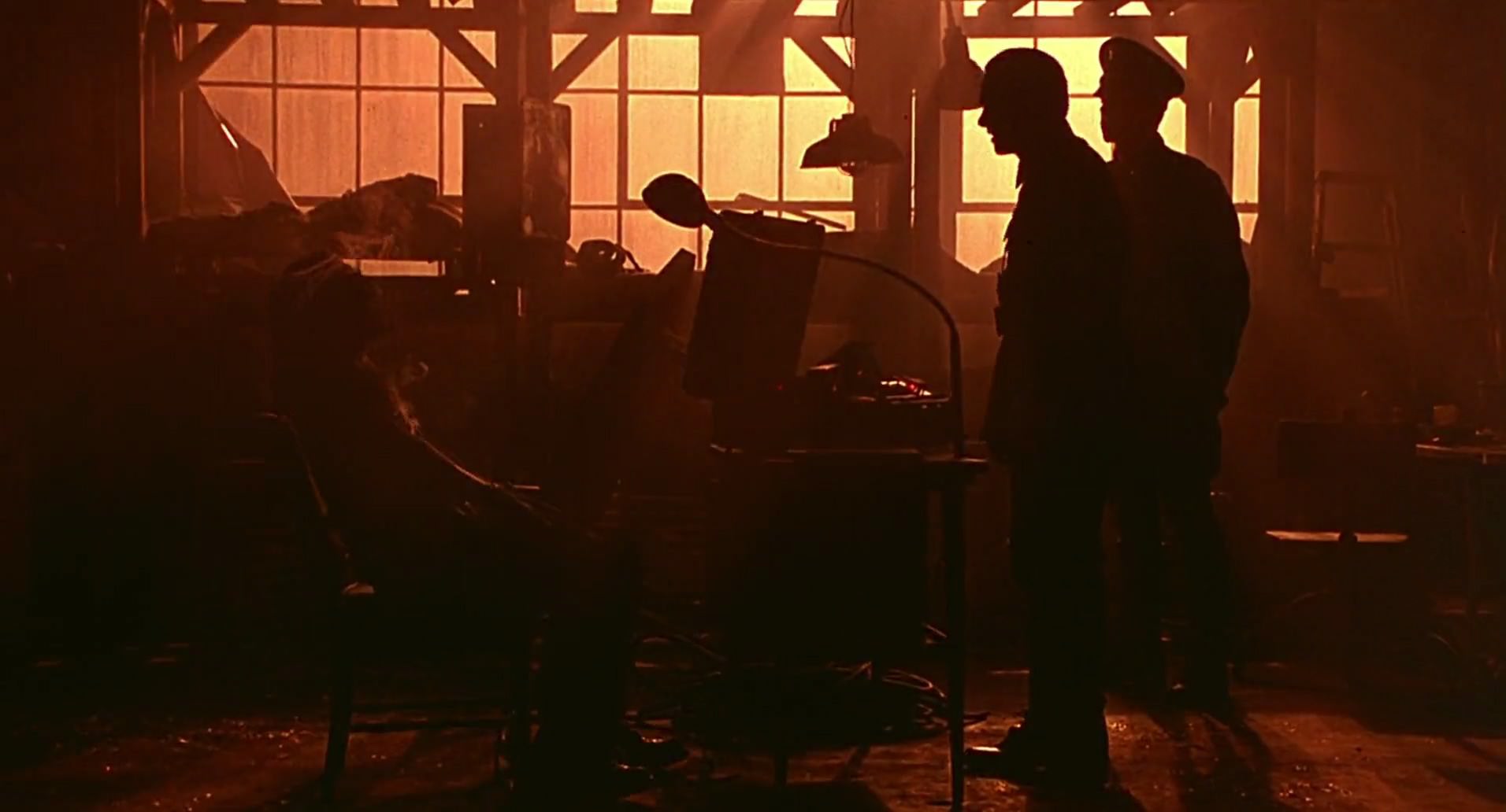 Barb Wire (1996) HD screenshot 8288