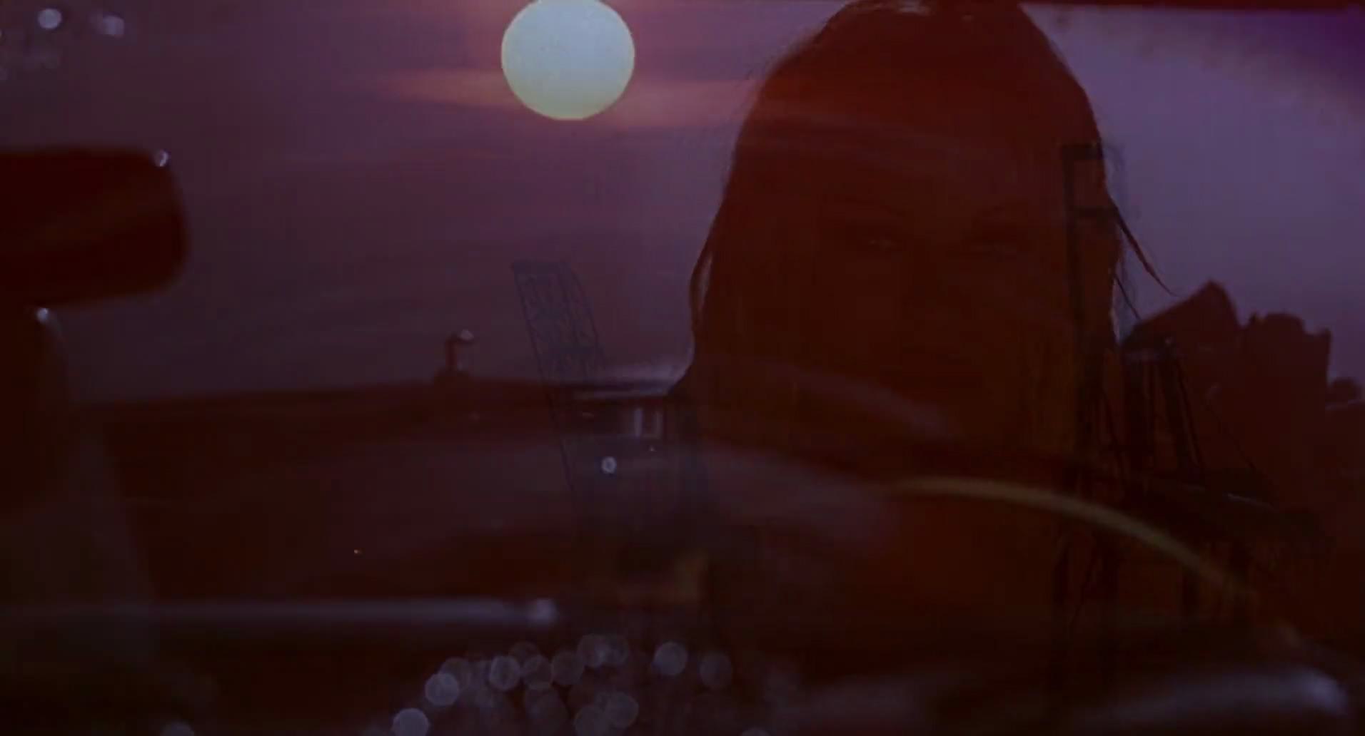 Barb Wire (1996) screencap 831