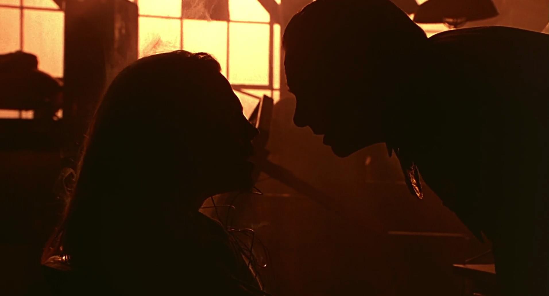 Barb Wire (1996) HD screenshot 8315