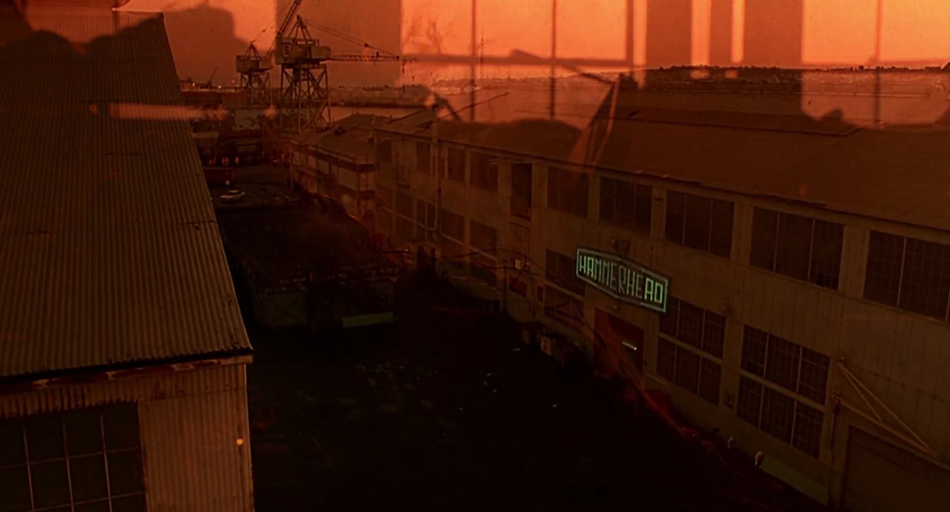 Barb Wire (1996) HD screenshot 8372
