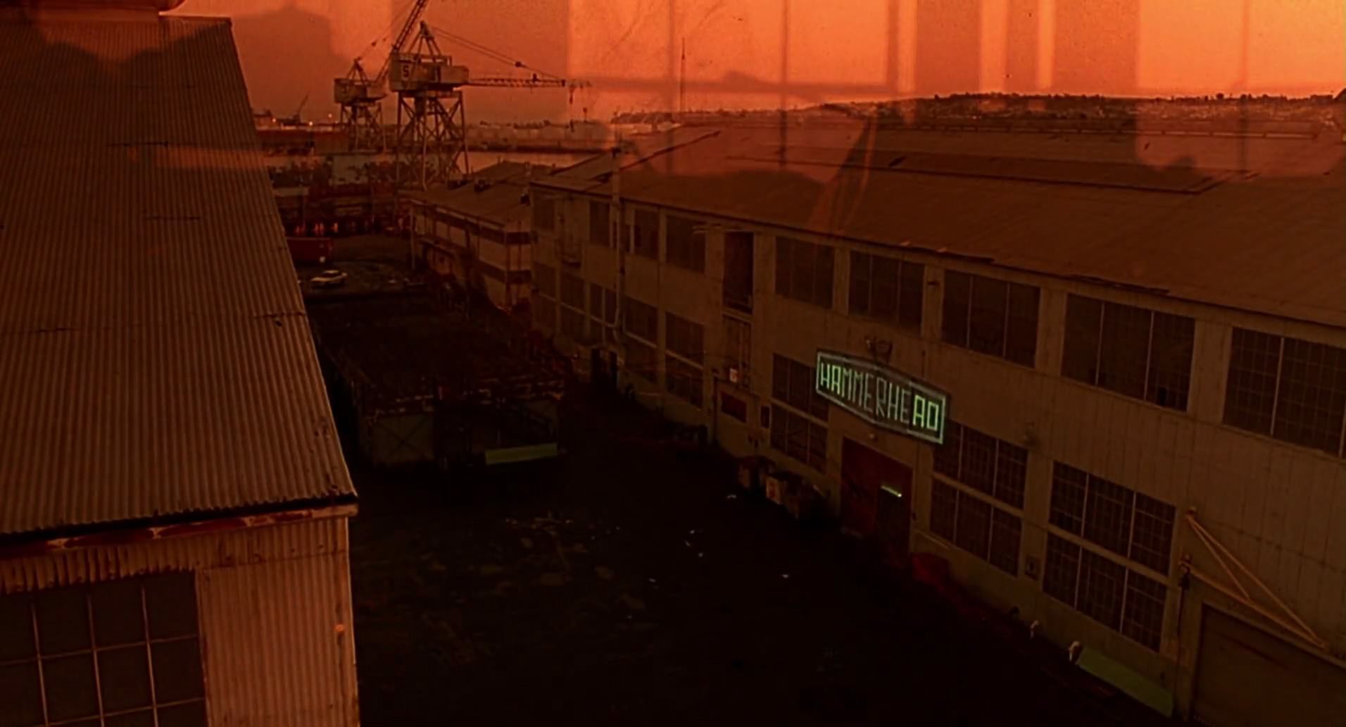 Barb Wire (1996) screencap 8373