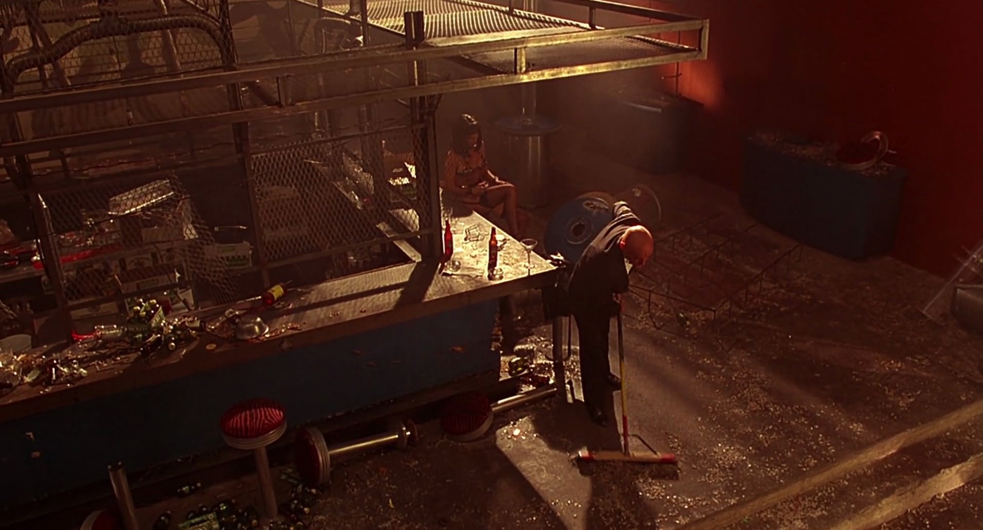 Barb Wire (1996) HD screenshot 8393