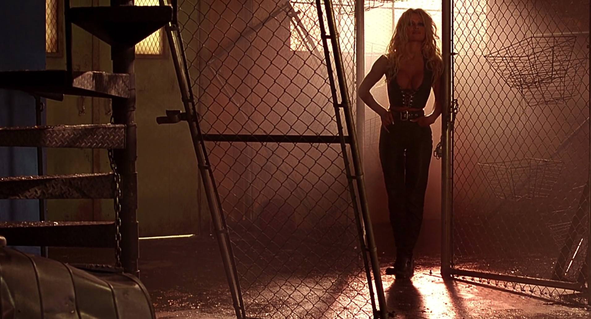 Barb Wire (1996) movie still 8428