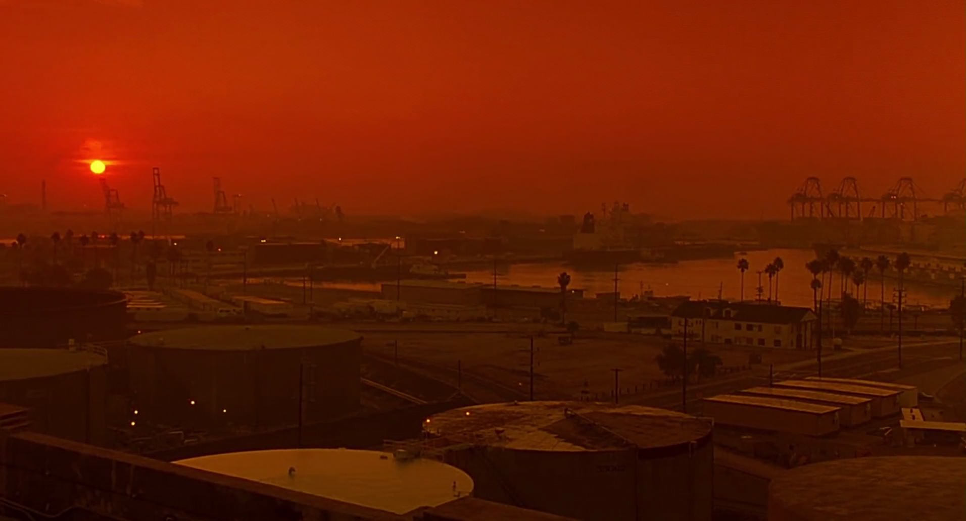 Barb Wire (1996) HD screenshot 848