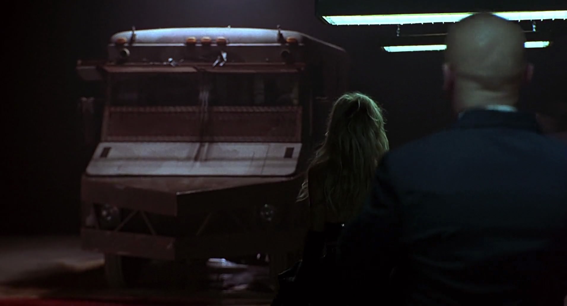 Barb Wire (1996) HD screenshot 8540