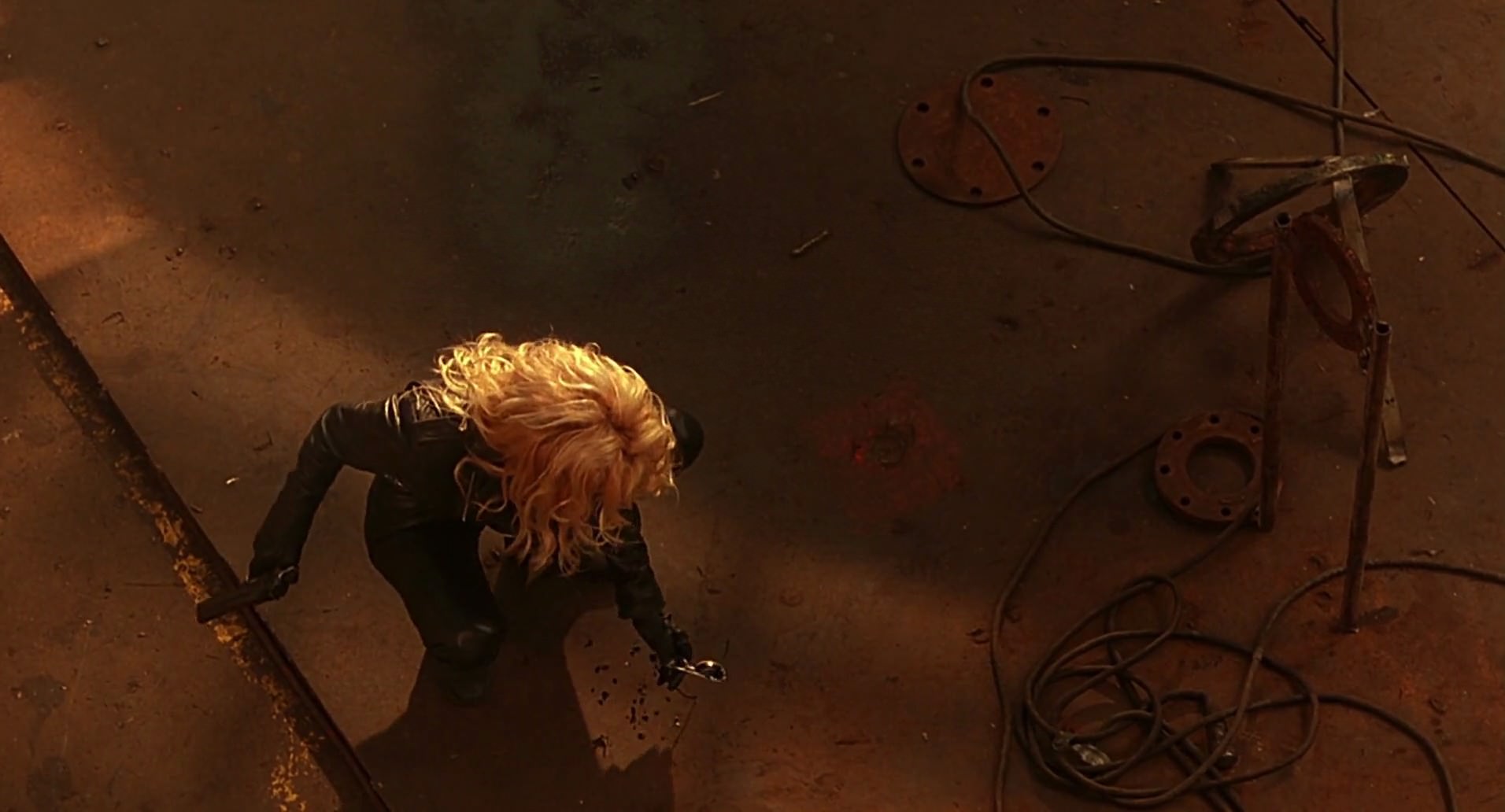 Barb Wire (1996) HD screenshot 8618