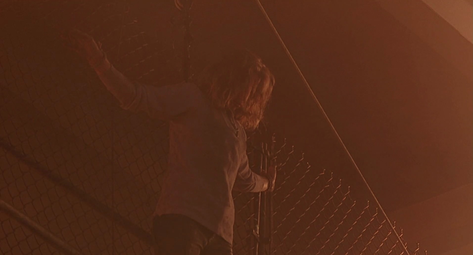 Barb Wire (1996) screencap 8637
